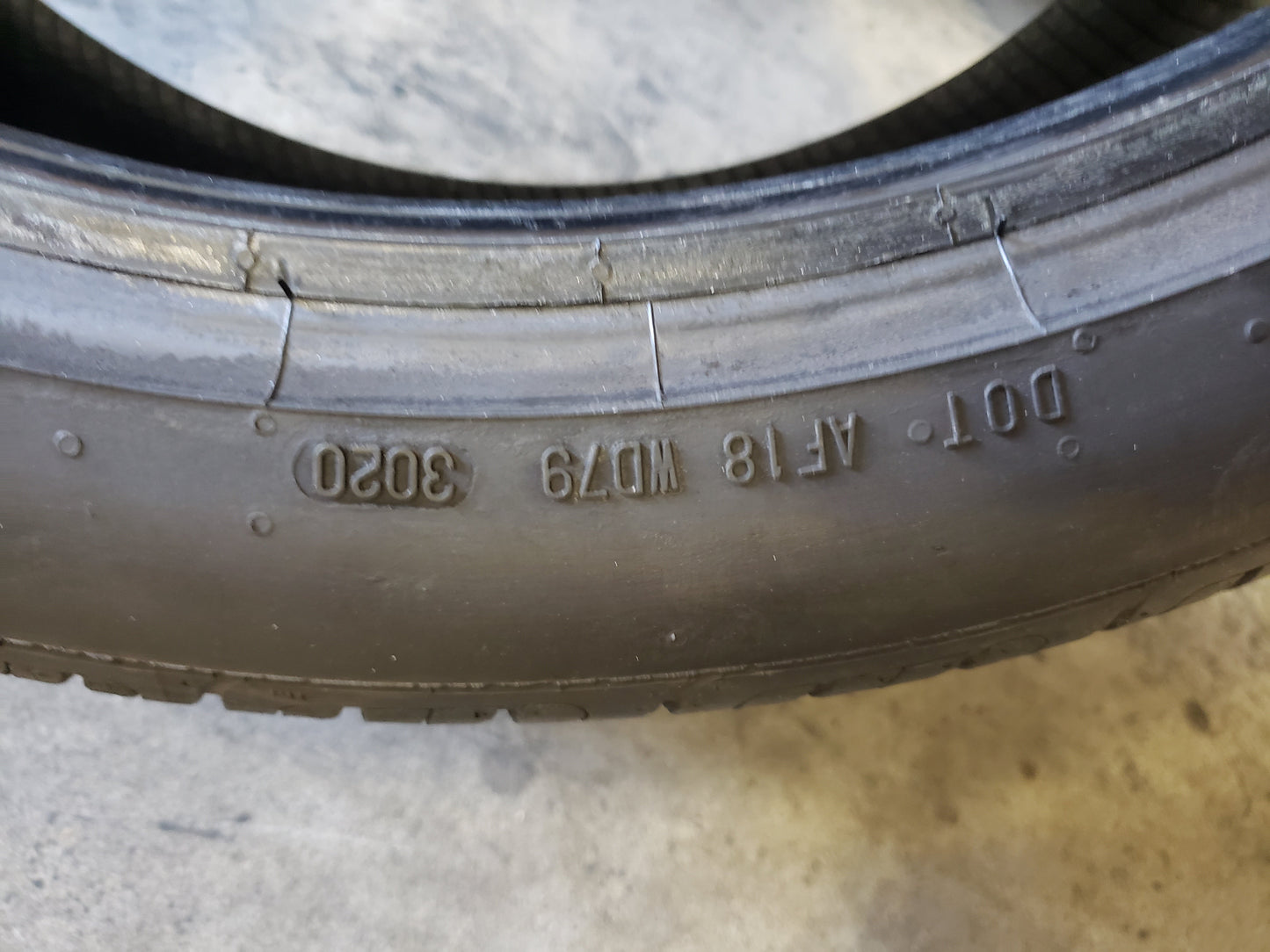 SINGLE 235/40R19 Continental Pure Contact LS 96 V XL - Premium Used Tires