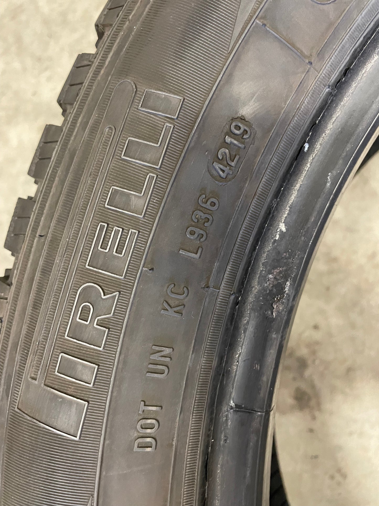 SINGLE 245/50R20 Pirelli Scorpion STR 102 H SL - Premium Used Tires