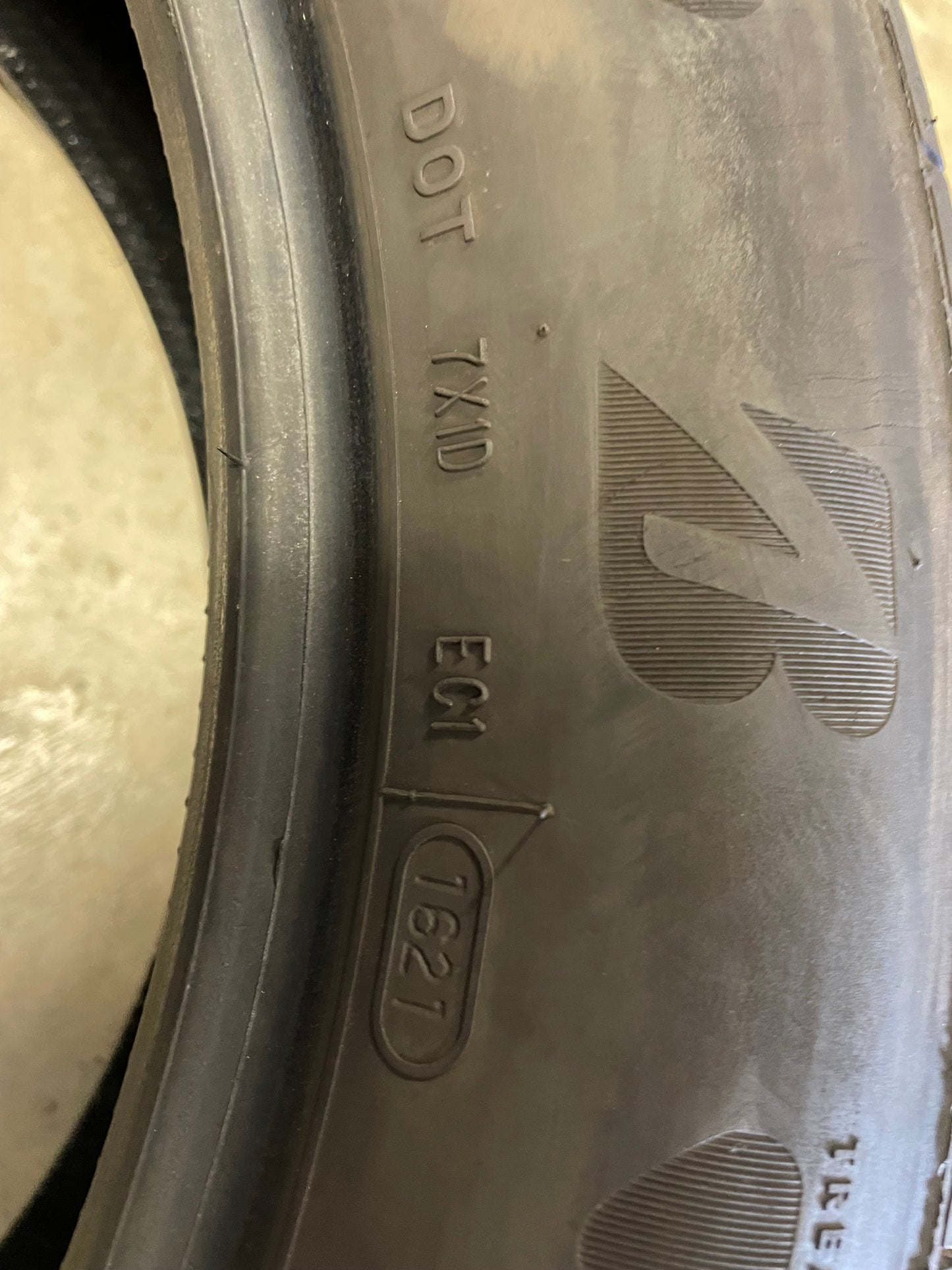 SET OF 2 245/50R20 Bridgestone Ecopia H/L 422 Plus 102 H SL - Premium Used Tires