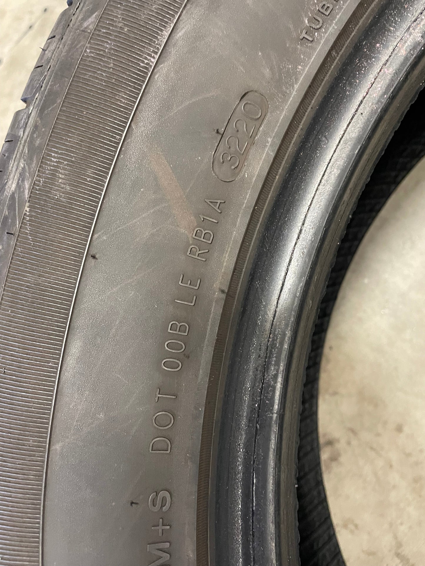 SINGLE 245/50R20 Milestar MS 932 Sport 110 V XL - Premium Used Tires