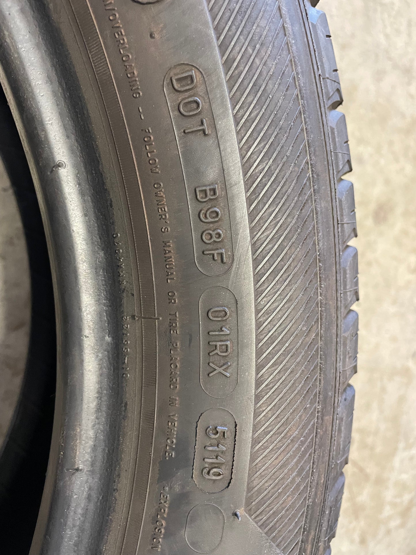 SINGLE 235/55R19 Michelin Latitude 101 V SL - Premium Used Tires