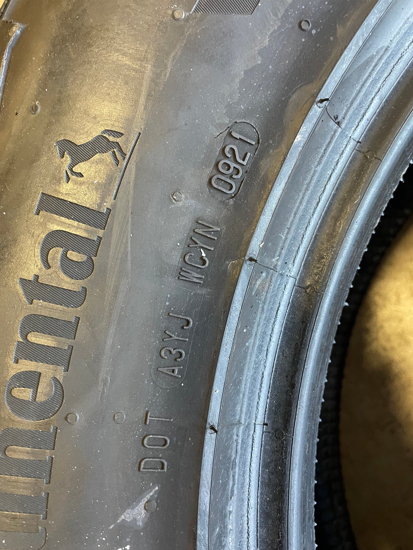 SINGLE 275/65R18 Continental Terrain Contact 116 T SL - Premium Used Tires