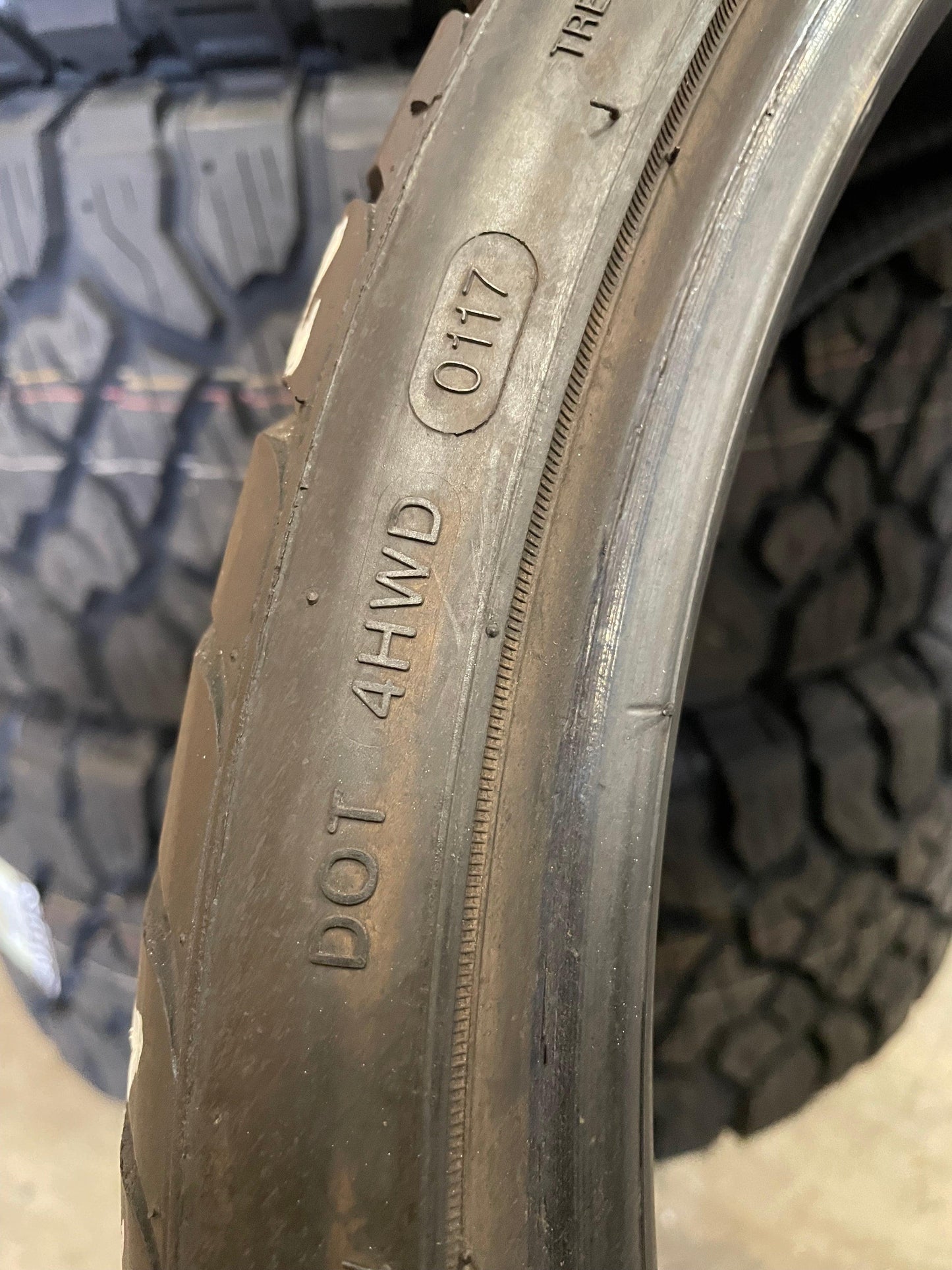 SET OF 2 255/30R24 Lionhart LH-EIGHT 97W XL - Used Tires