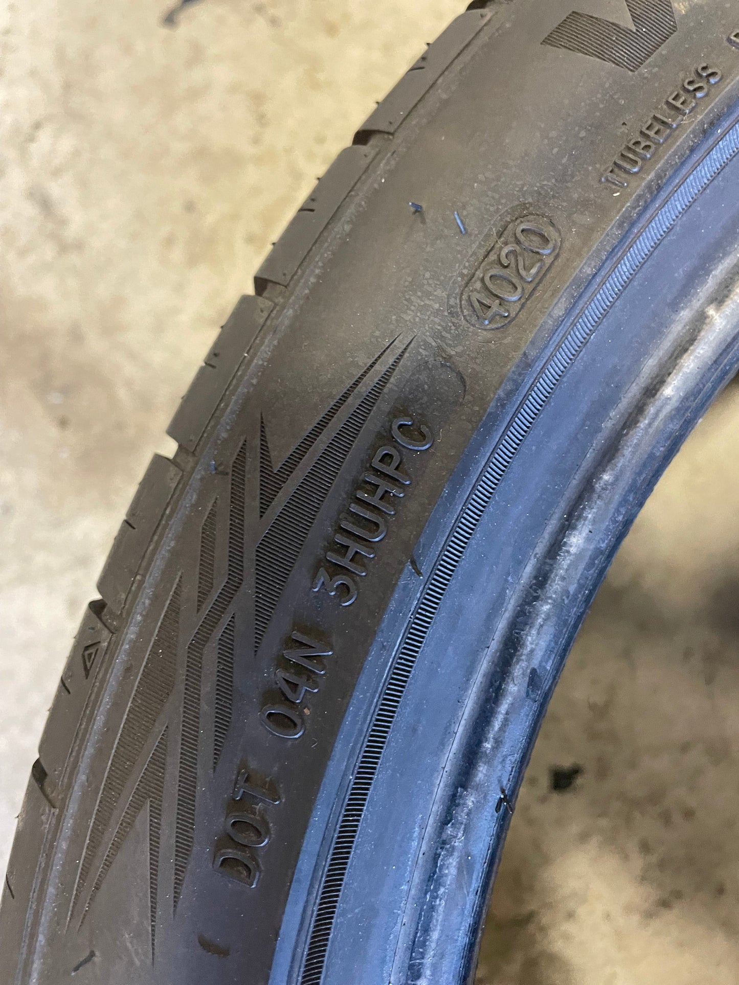 SINGLE 275/35ZR19 Fortune Viento FSR702 100 Y XL - Premium Used Tires