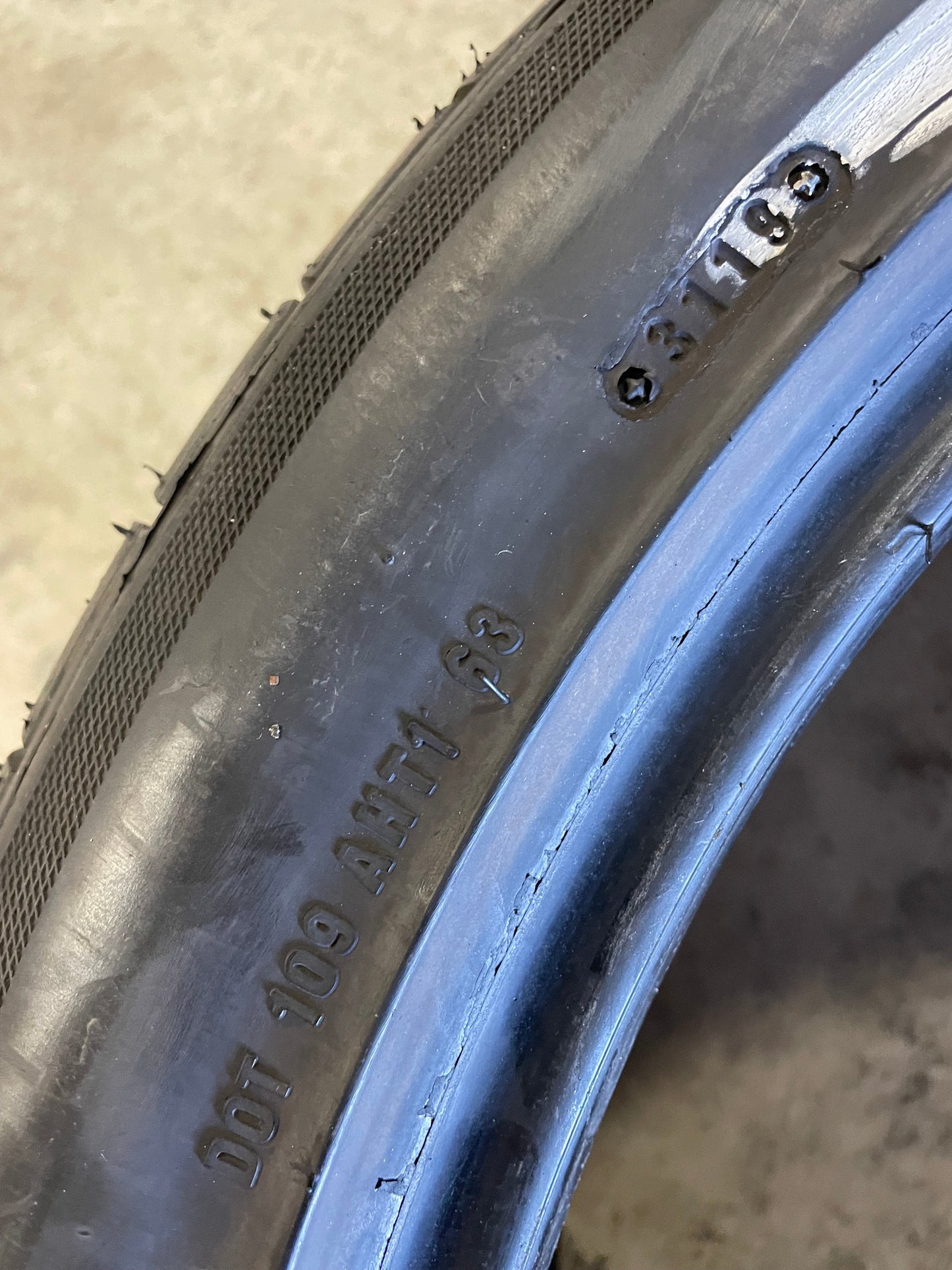 SINGLE 285/40R22 Accelera IOTA - ST68 110 Y XL - Used Tires