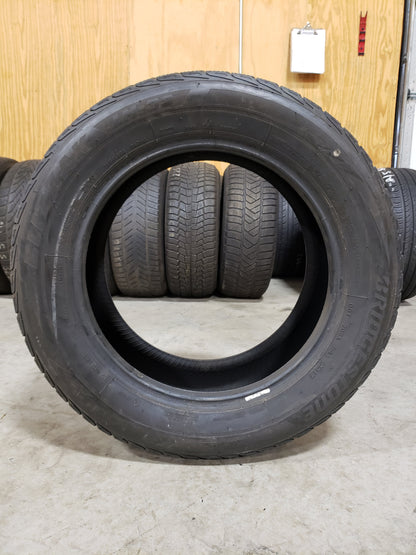 SINGLE 225/55R16 Bridgestone Blizzak LM-32 99H XL Extra Load - Used Tires