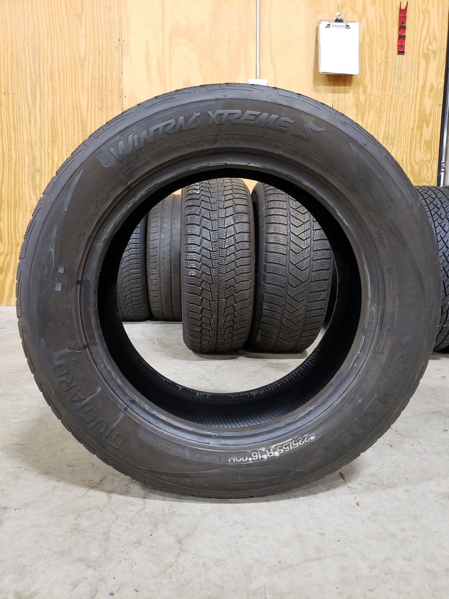 SINGLE 225/55R16 Vredestein Winter Xtreme Z 99H XL Extra Load - Used Tires