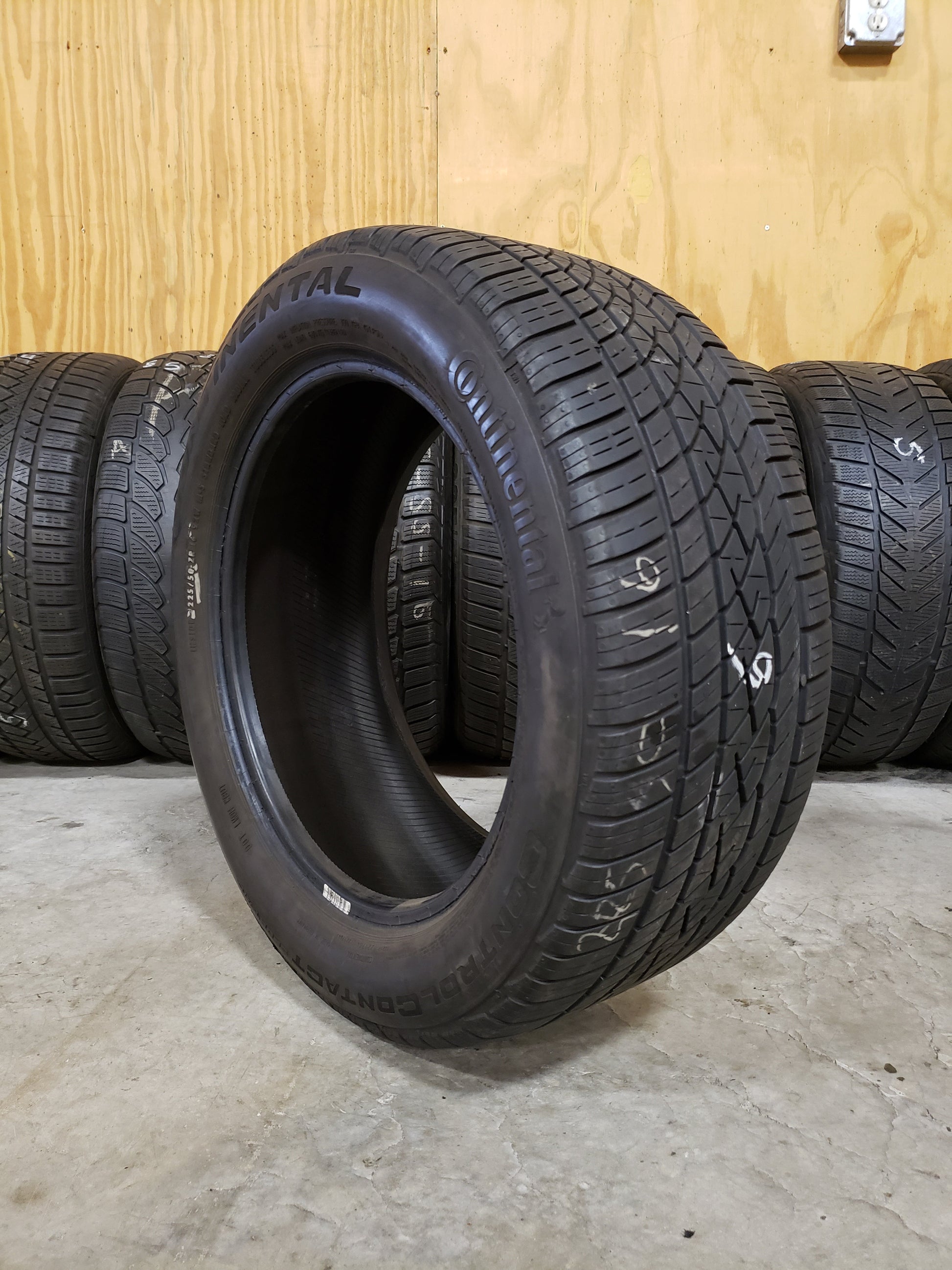 SINGLE 225/50R16 Continental Control Contact Sport A/S 92 W XL - Used Tires