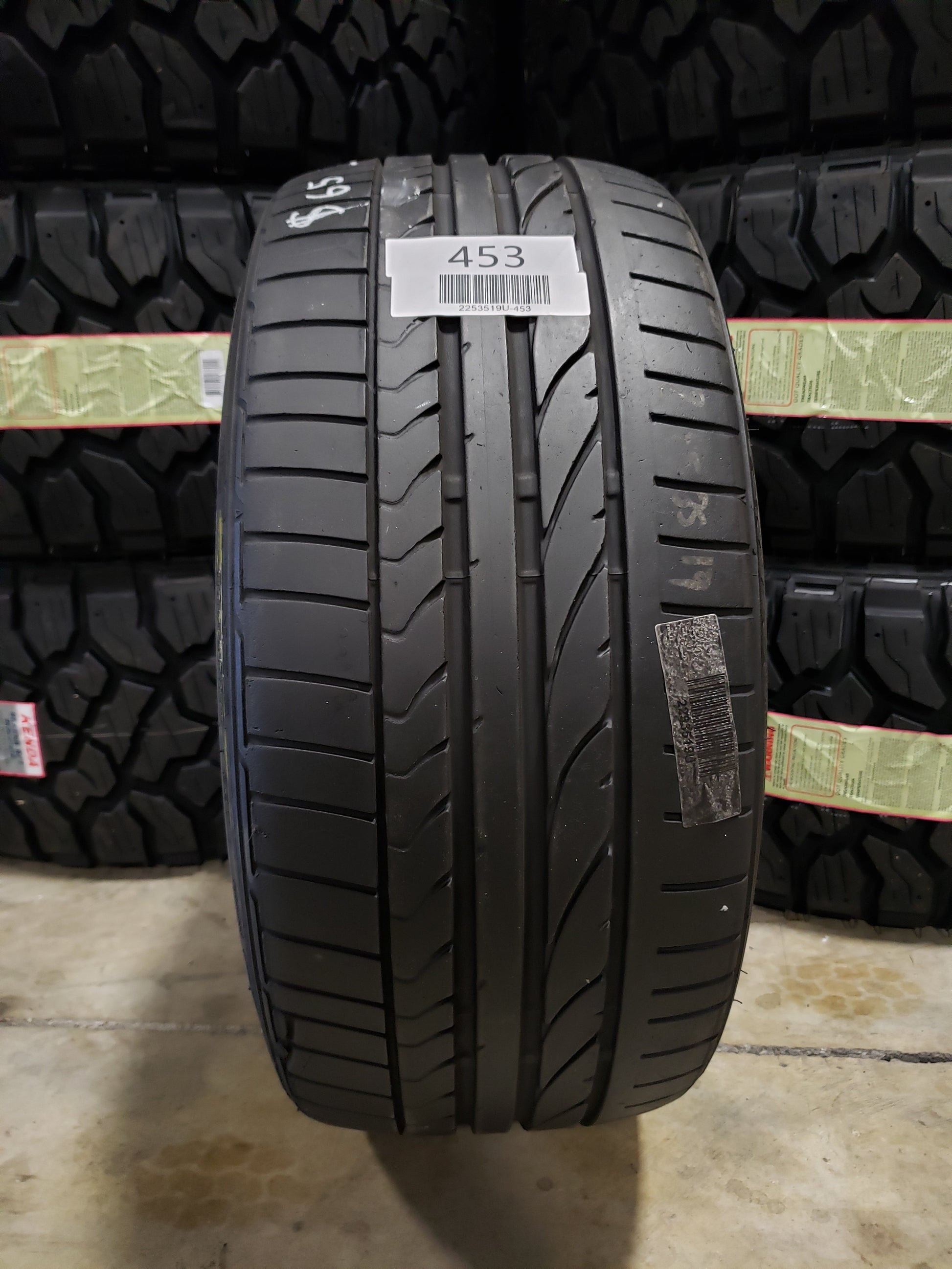 SINGLE 225/35R19 Bridgestone Potenza RE050A RFT 88 Y XL - Used Tires