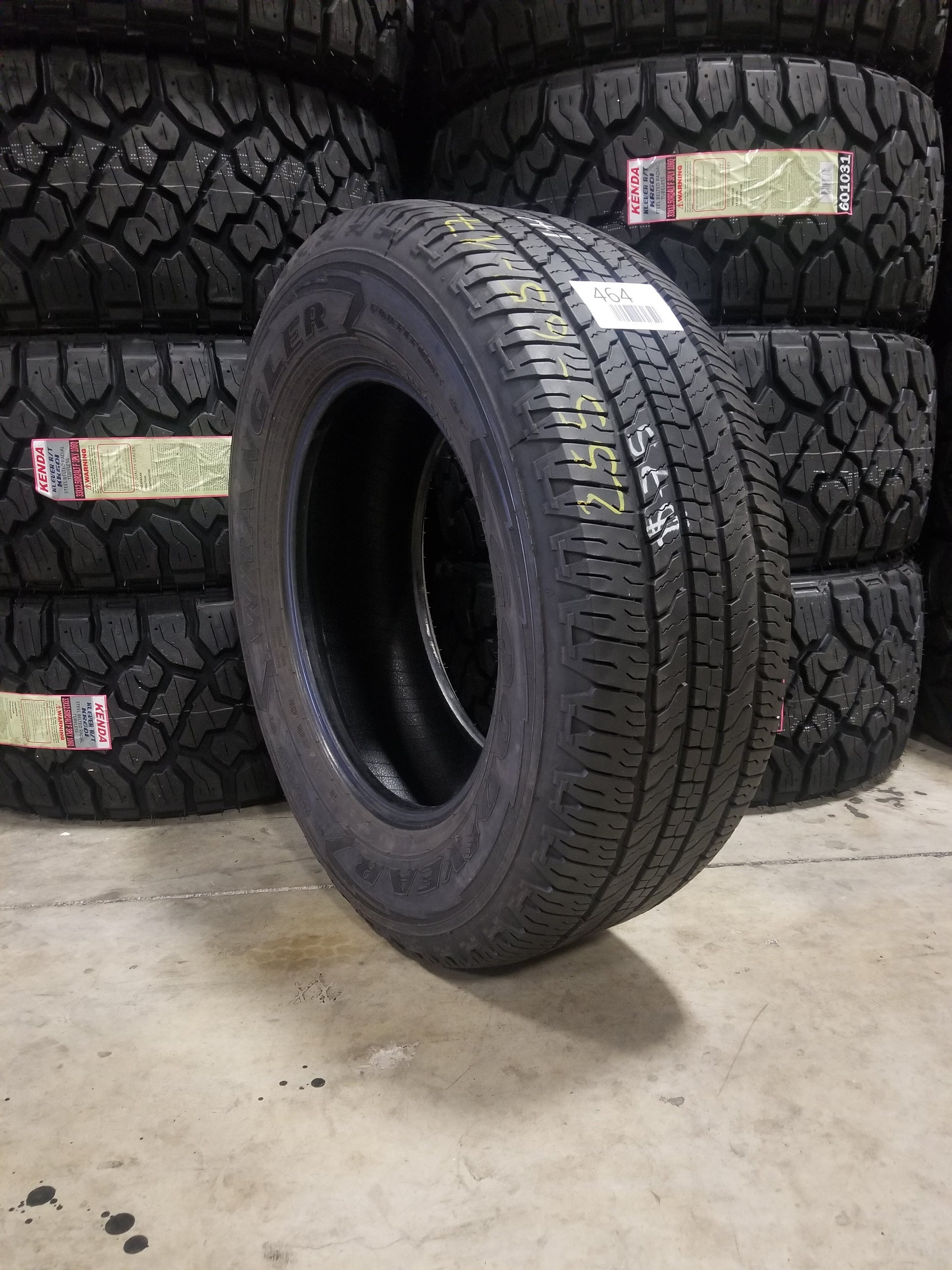 SET OF 4 255/65R17 Goodyear Wrangler Fortitude HT 110 T SL - Used Tires