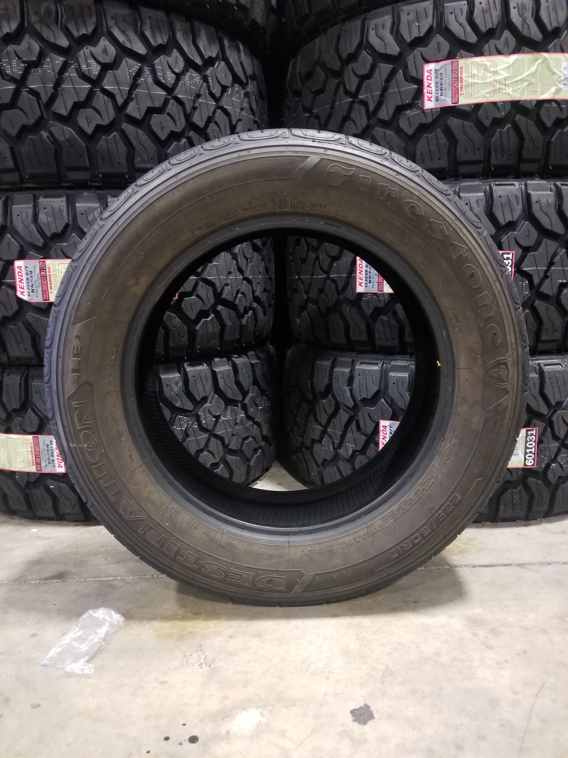 SINGLE 225/60R17 Firestone Destination LE2 99 T 1709 LBS - Used Tires