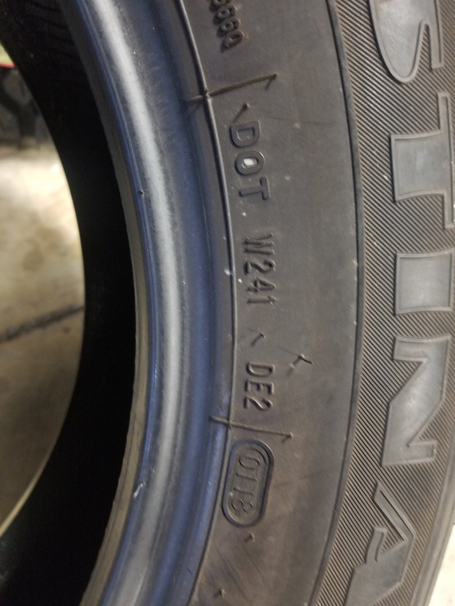 SINGLE 225/60R17 Firestone Destination LE2 99 T 1709 LBS - Used Tires