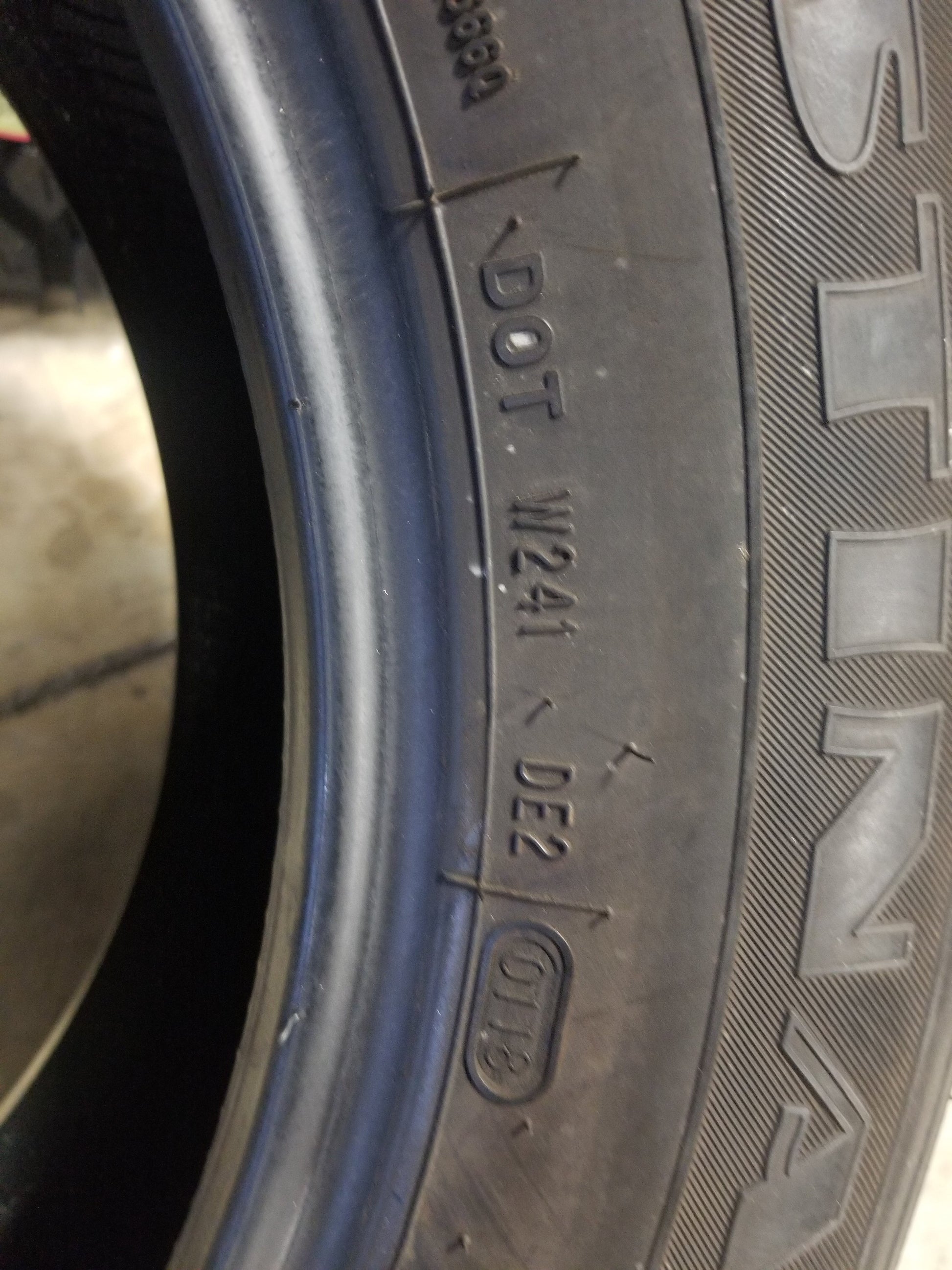 SINGLE 225/60R17 Firestone Destination LE2 99 T 1709 LBS - Used Tires