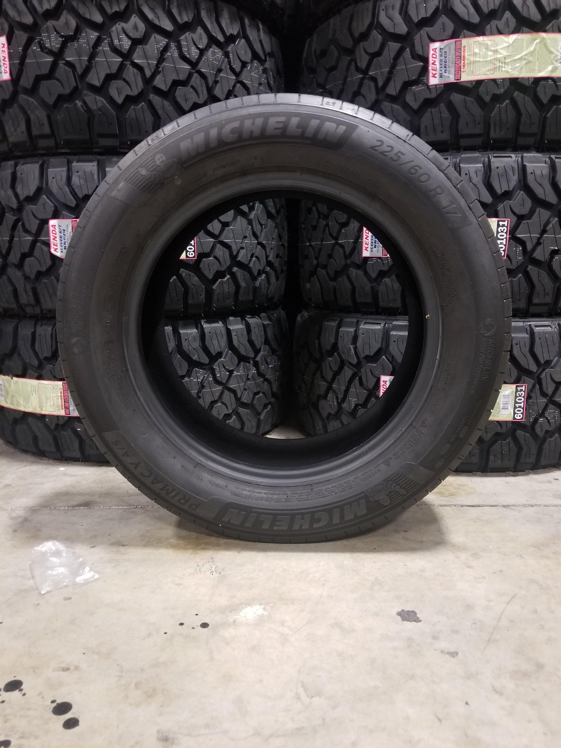 SET OF 2 225/60R17 Michelin Primacy A/S 99 H 1709 LBS - Used Tires