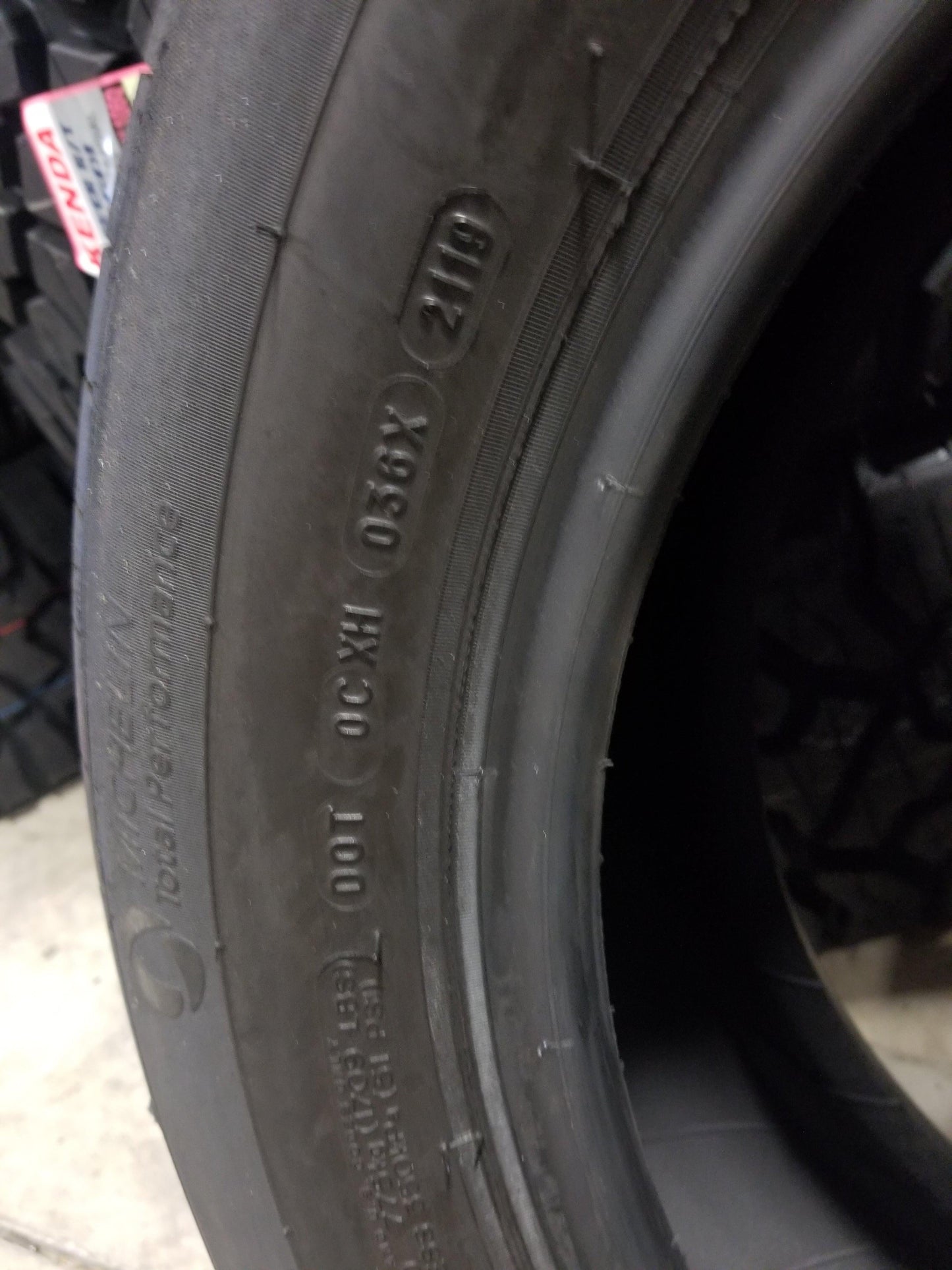 SET OF 2 225/60R17 Michelin Primacy A/S 99 H 1709 LBS - Used Tires