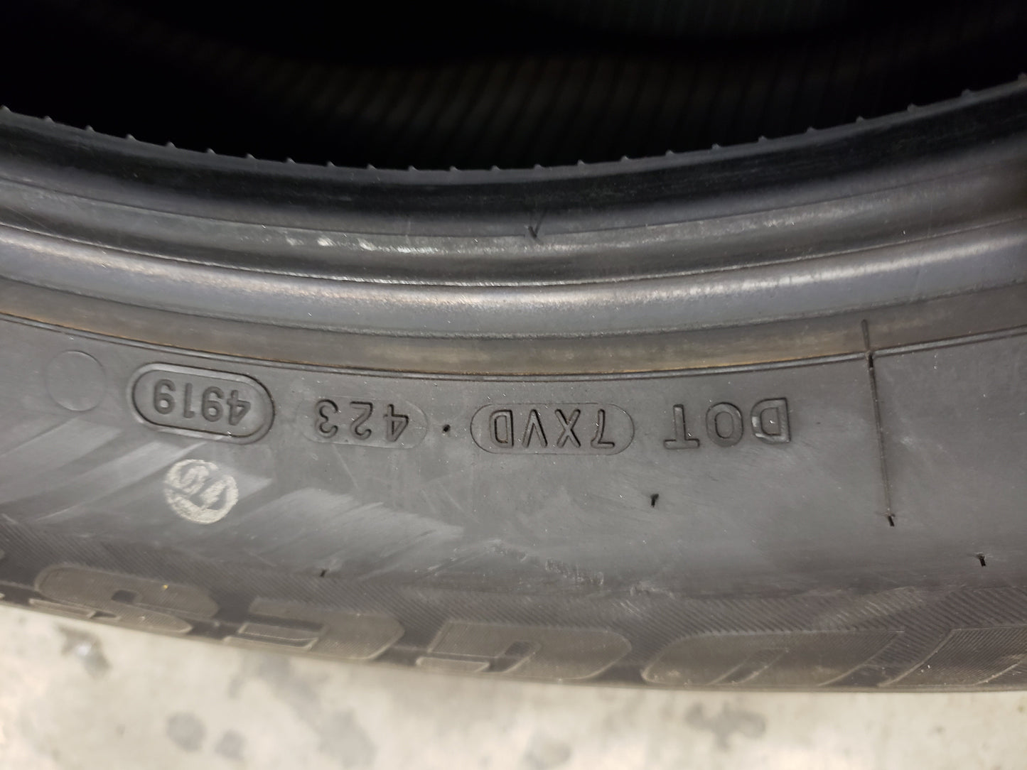 SINGLE 255/50R20 IronMan RB-SUV 109 V XL - Used Tires