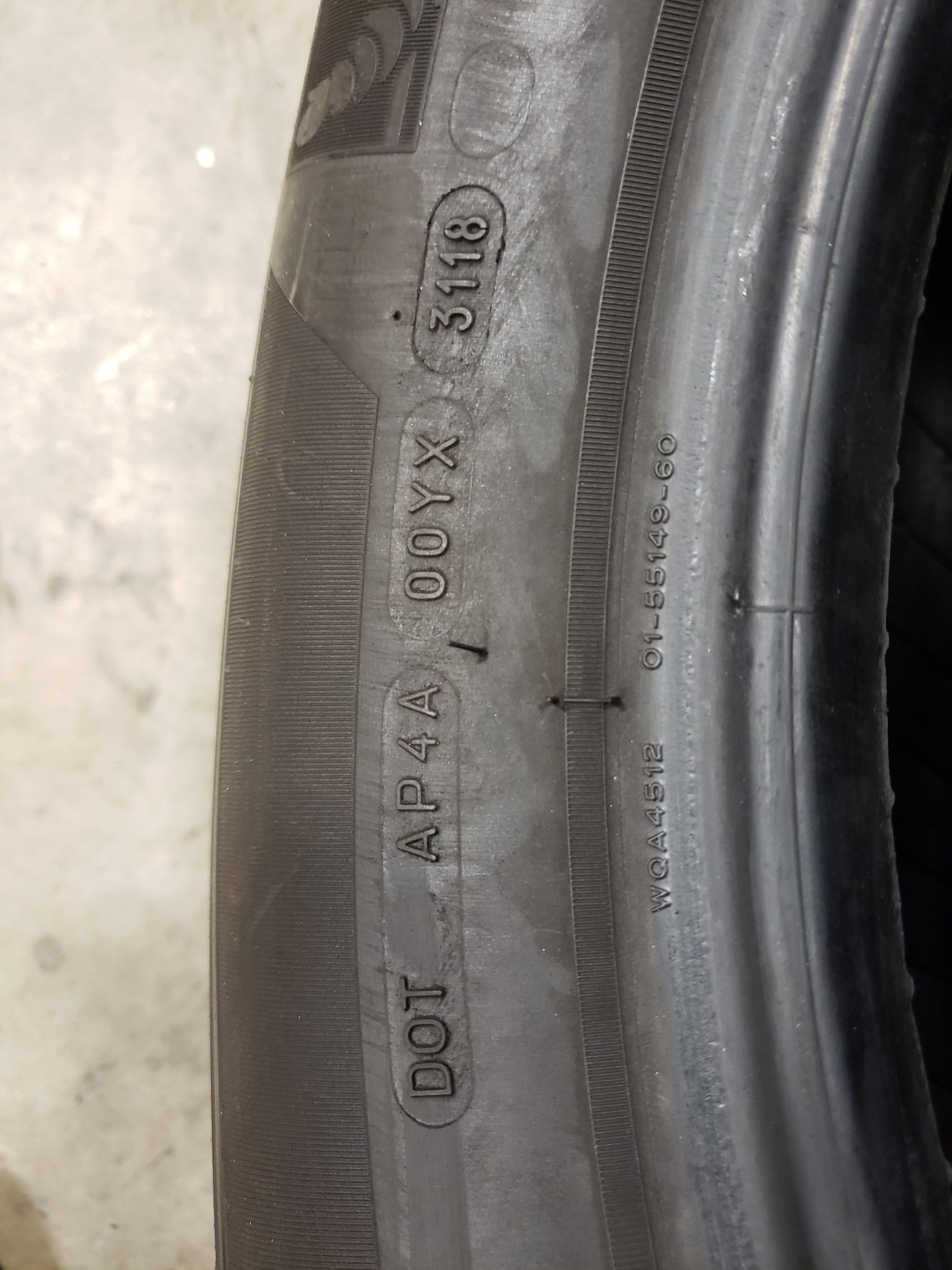 SET OF 4 245/60R18 Michelin LATITUDE TOUR 105 T - Used Tires