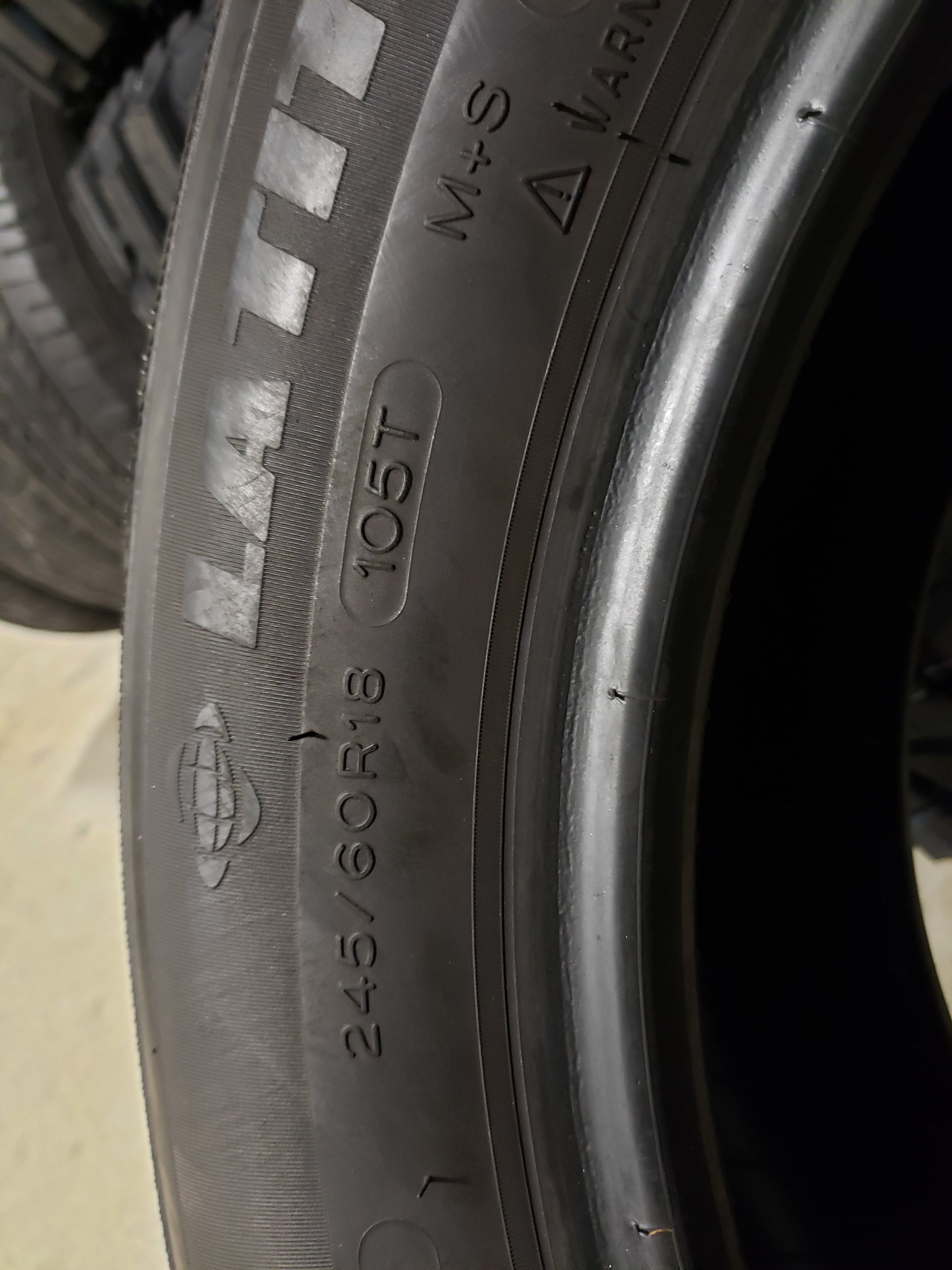 SET OF 4 245/60R18 Michelin LATITUDE TOUR 105 T - Used Tires