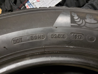 SET OF 4 235/65R18 Michelin LATITUDE TOUR 106 T - Used Tires