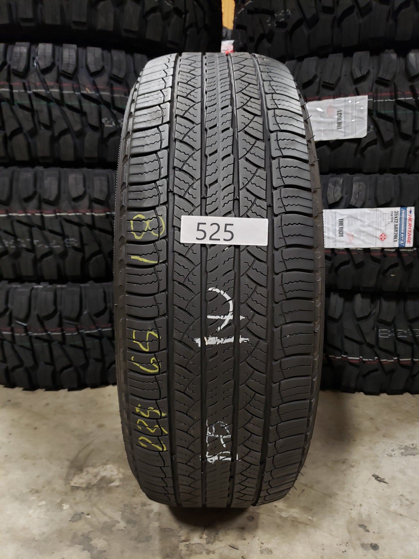 SET OF 4 235/65R18 Michelin LATITUDE TOUR 106 T - Used Tires