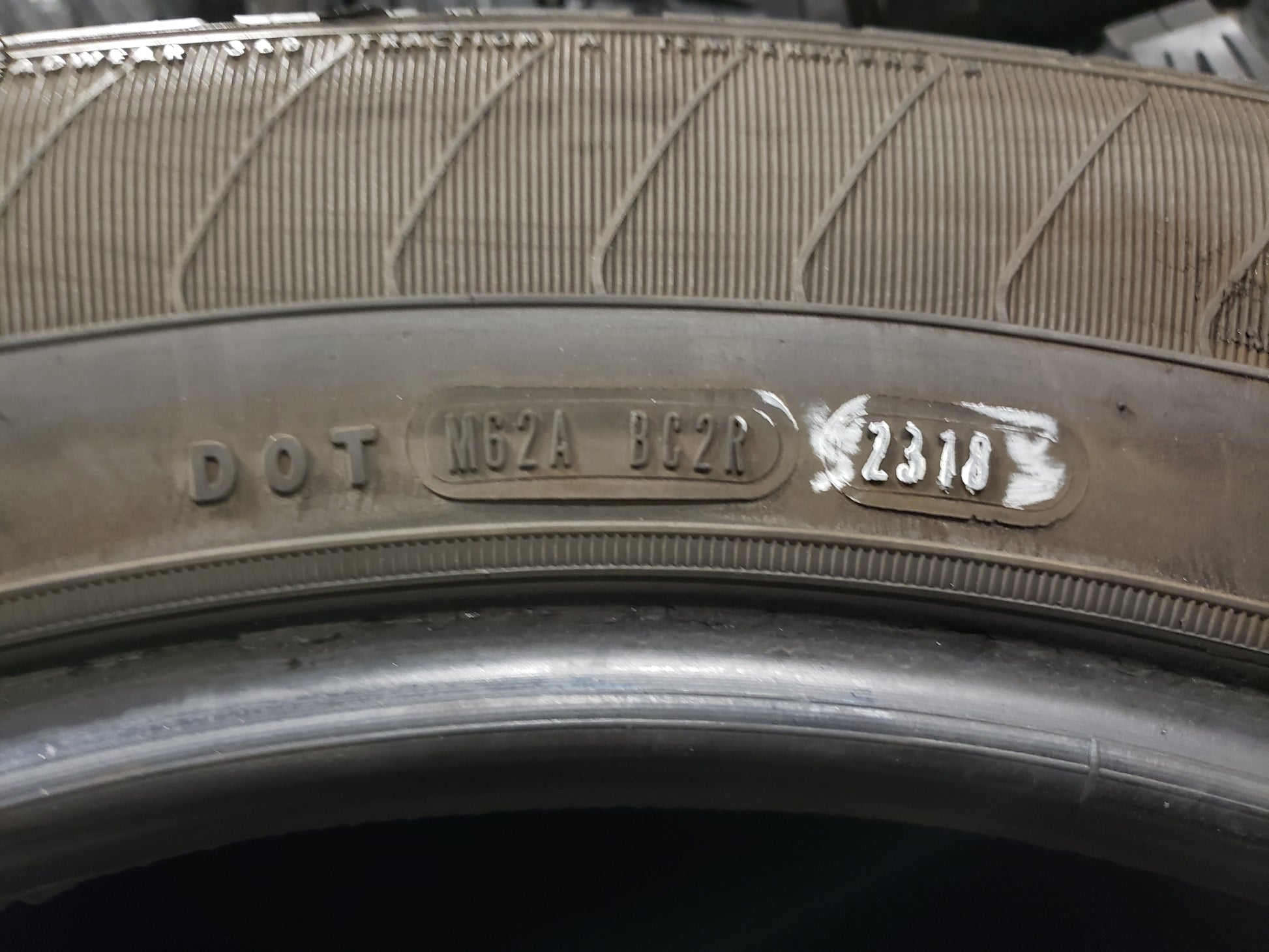 SET OF 4 275/55R20 Goodyear Eagle LS 2 111 S SL - Used Tires