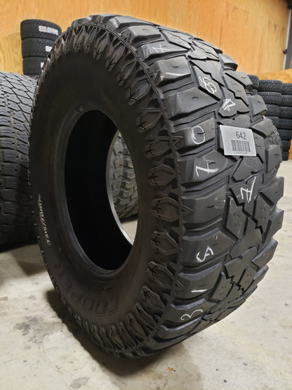 SINGLE 315/70R17 Cooper Discoverer MTP 121/118 Q D - Used Tires