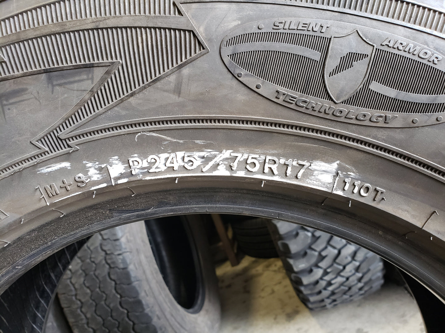 SINGLE 245/75R17 Goodyear Wrangler 110 T SL - Premium Used Tires