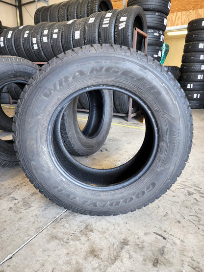 SET OF 3 255/70R18 Goodyear Wrangler Adventure 113 T SL - Used Tires