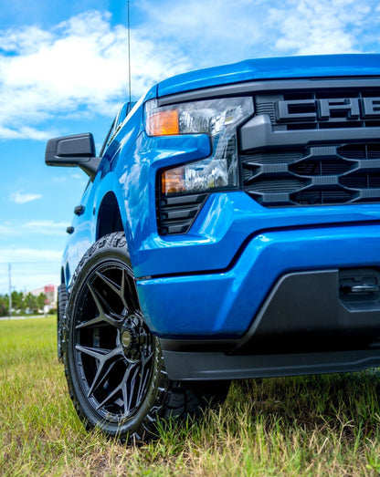 4Play 4P06 24x10 18 6x135/6x139.7 Gloss Black with Brushed Spoke Faces