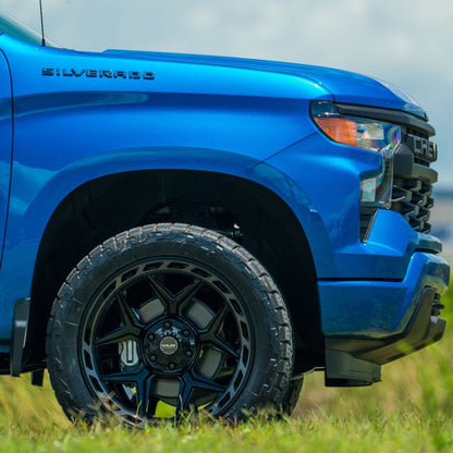 SET OF 4 WHEEL & TIRE PACKAGE | 4Play 4P55 22x12 -44 6x135/6x139.7 Gloss Black Brushed | 35x12.50R22 SureTrac Wide Climber R/T I