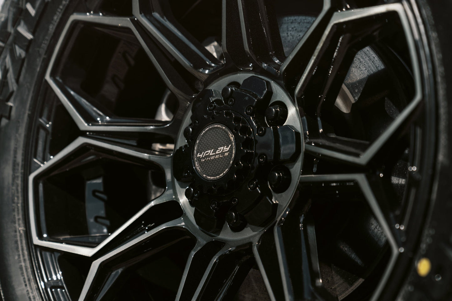 SET OF 4 WHEEL & TIRE PACKAGE | 4Play 4P83 22x10 -18 5x127/5x139.7 Gloss Black | 35x12.50R22 SureTrac Wide Climber R/T I