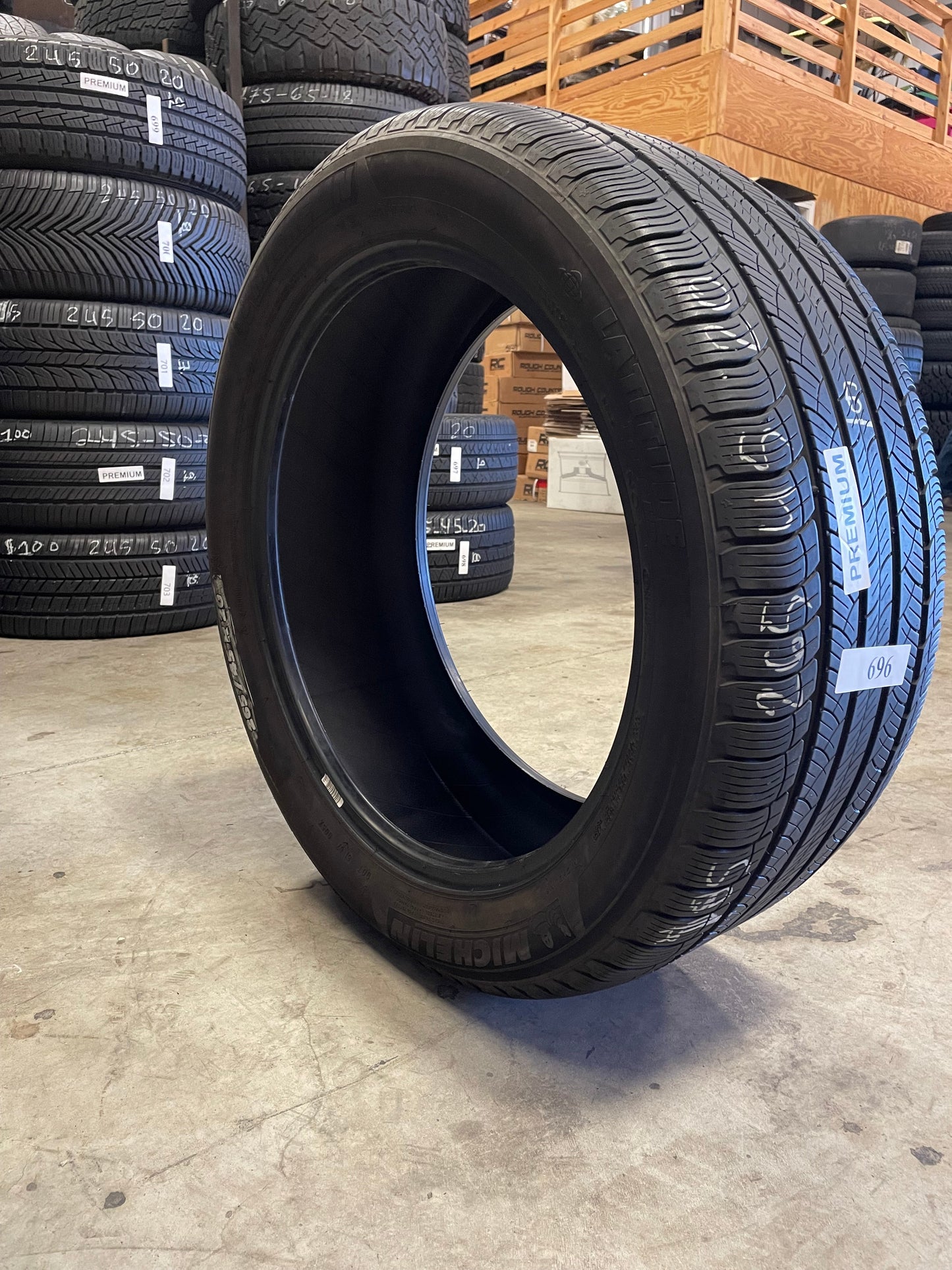SINGLE 265/45R20 Michelin Latitude Tour HP 104 V SL - Premium Used Tires