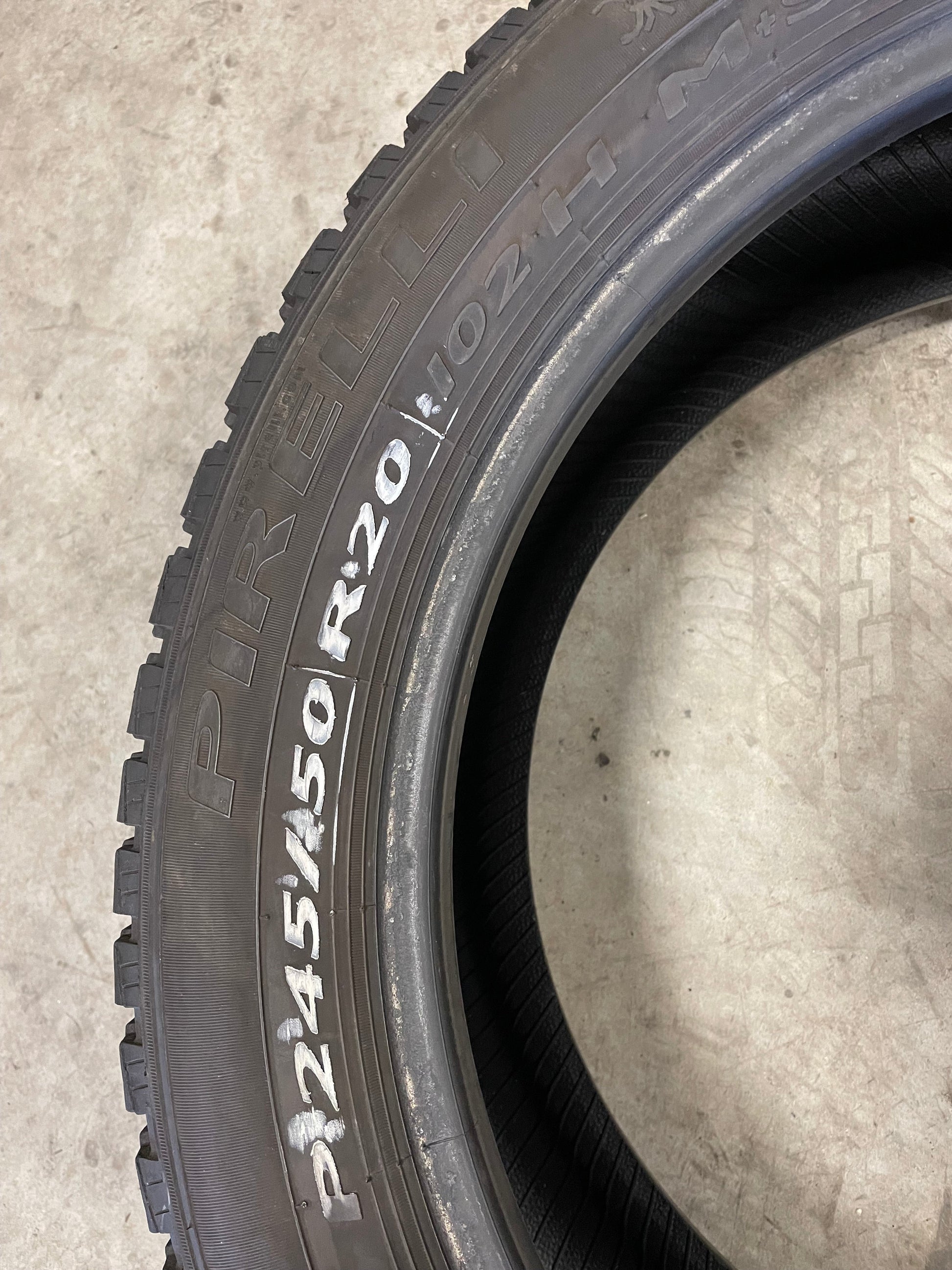 SINGLE 245/50R20 Pirelli Scorpion STR 102 H SL - Premium Used Tires