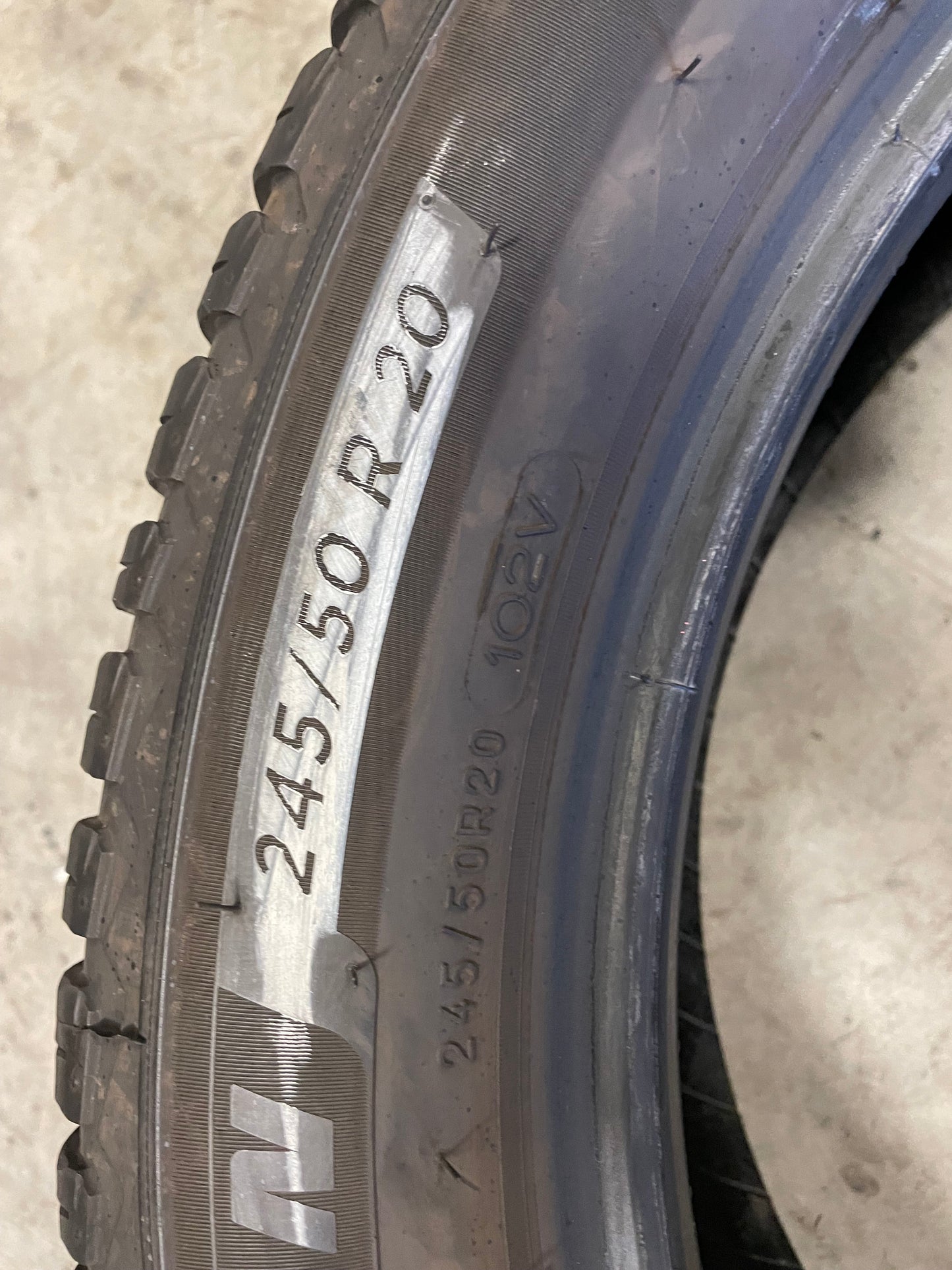 SINGLE 245/50R20 Michelin Cross climate 2 102 V SL - Premium Used Tires