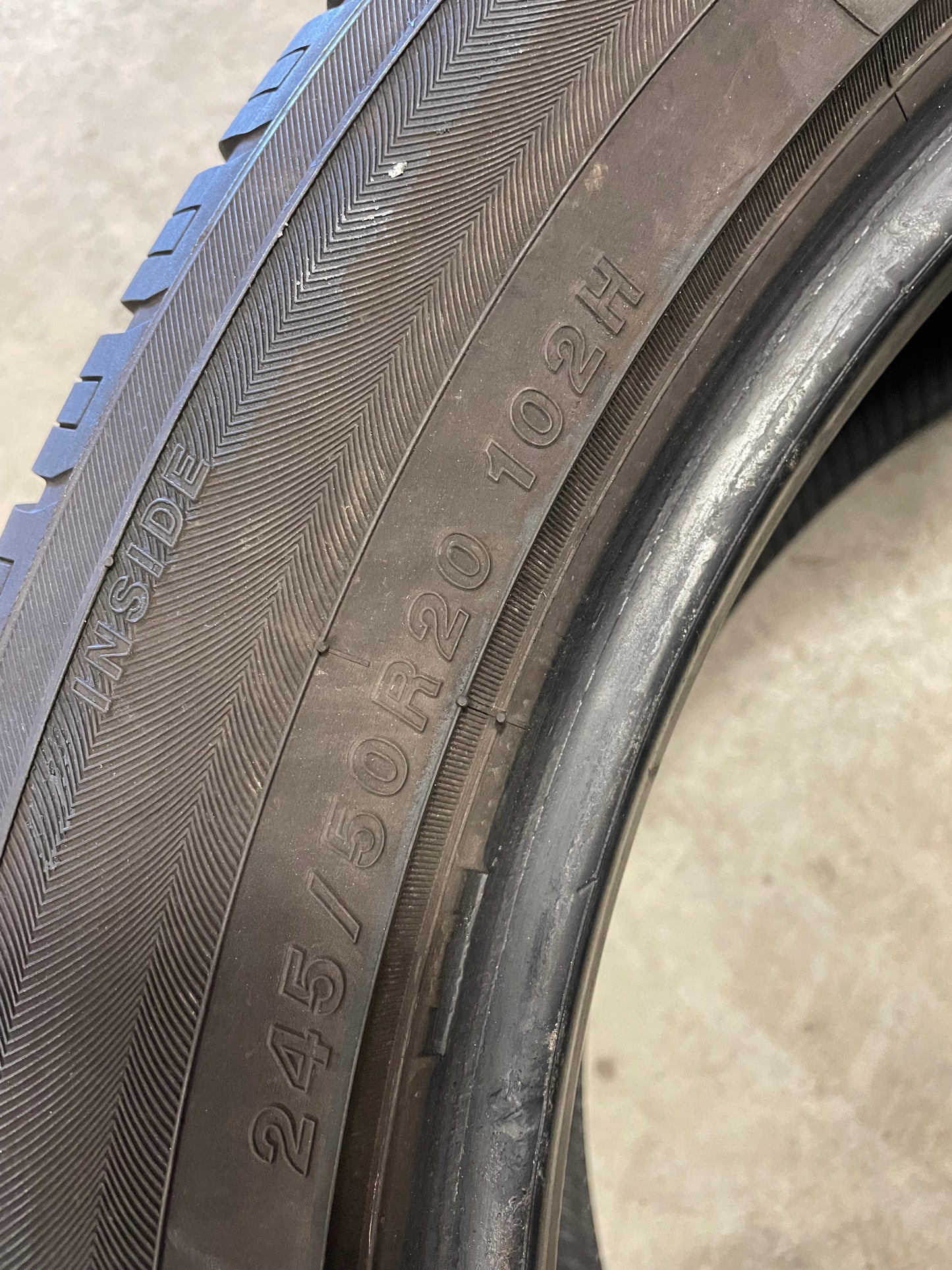 SINGLE 245/50R20 Yokohama YK740 GTX 102 H SL - Premium Used Tires