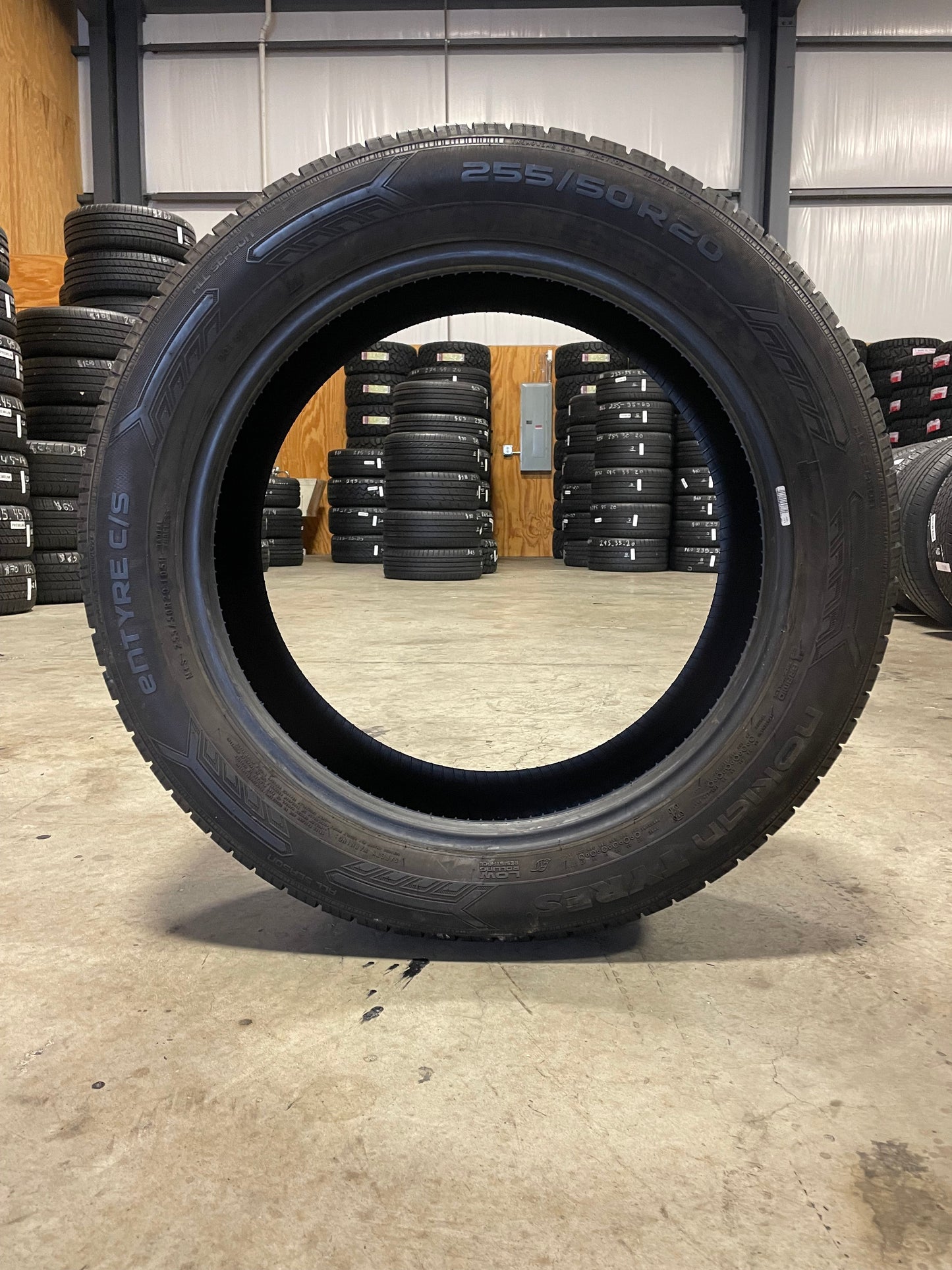 SINGLE 255/50R20 Nokian Tyres Entyre C/S 105 H SL - Premium Used Tires