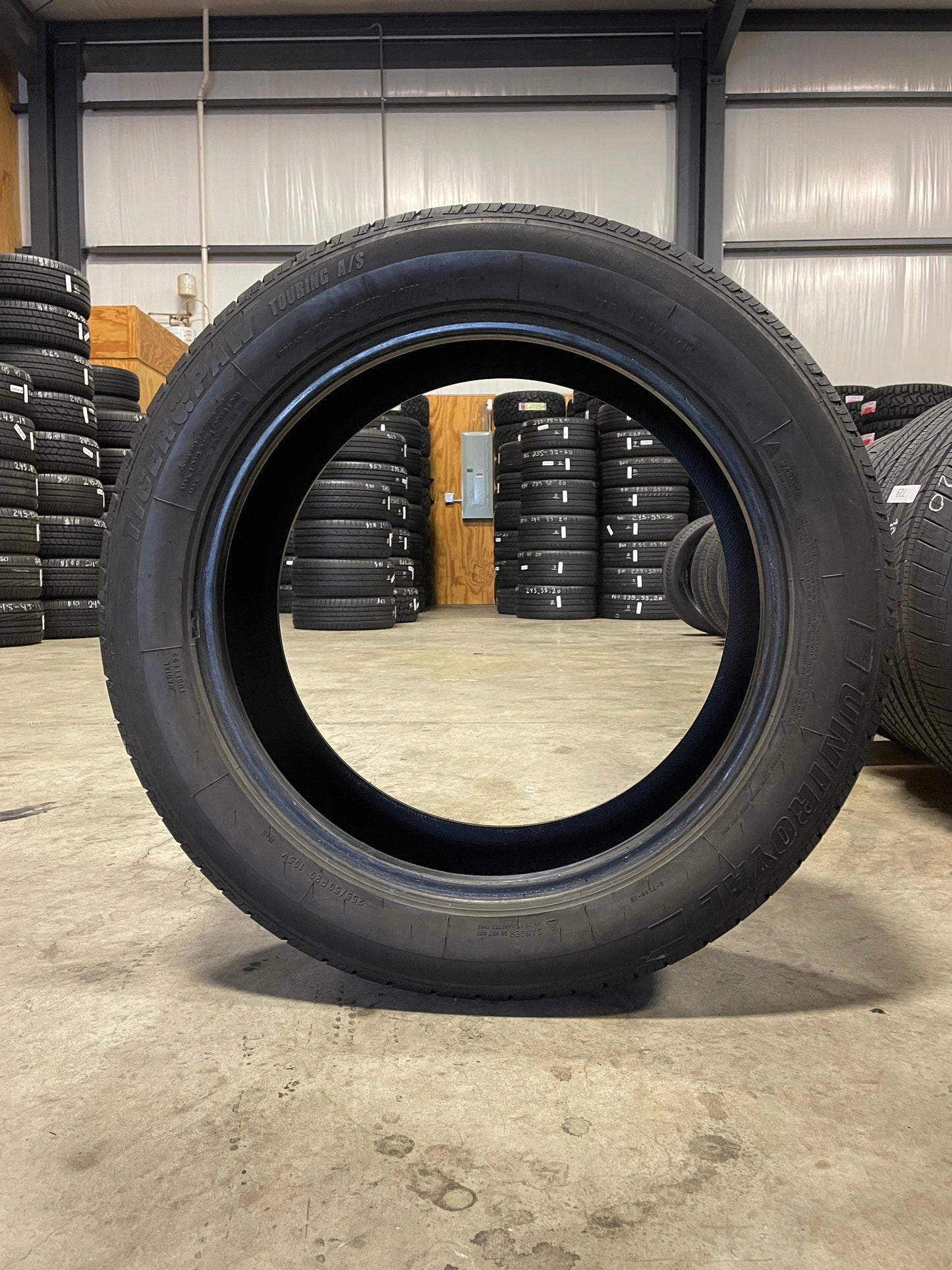 SINGLE 255/50R20 Uniroyal Tiger Paw Tourin A/S 105 V SL - Premium Used Tires