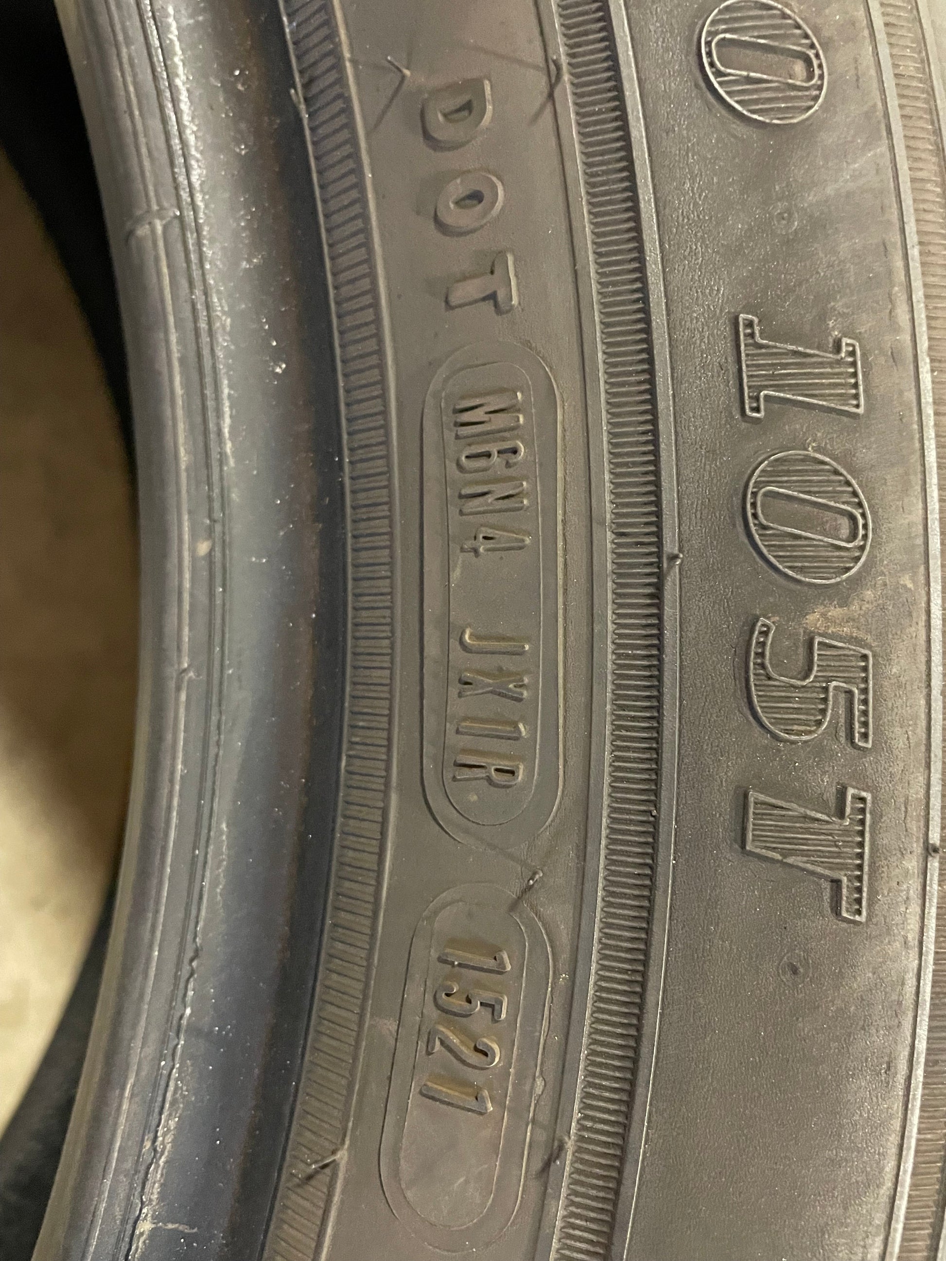 SET OF 3 255/50R20 GoodYear Assurance finesse 105 T SL - Premium Used Tires