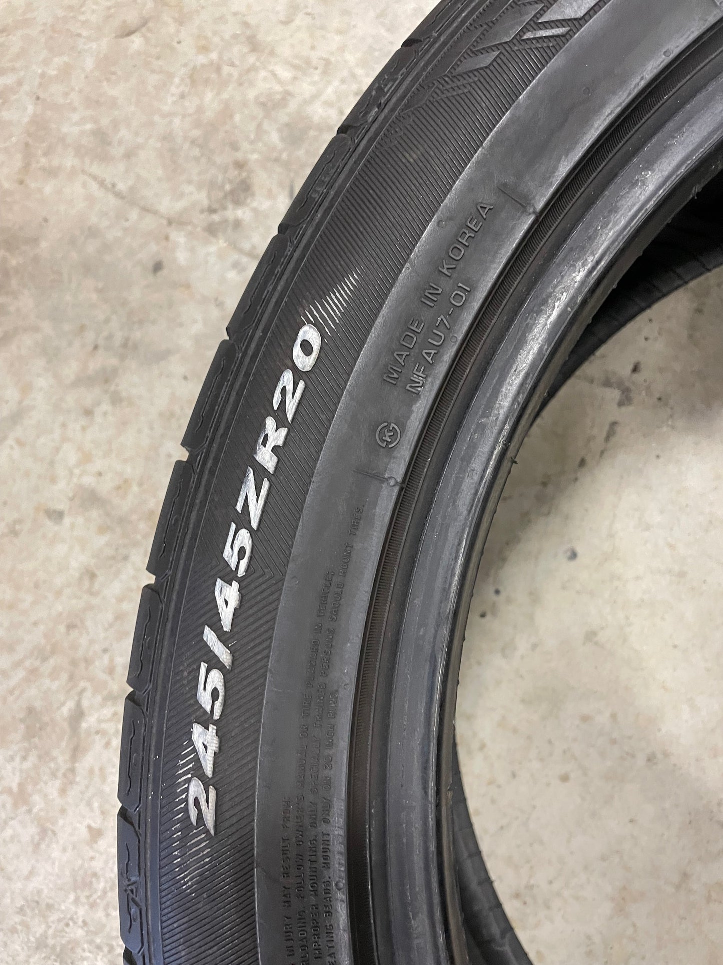 SINGLE 245/45R20 Nexen Nfera RU7 103 W XL - Premium Used Tires