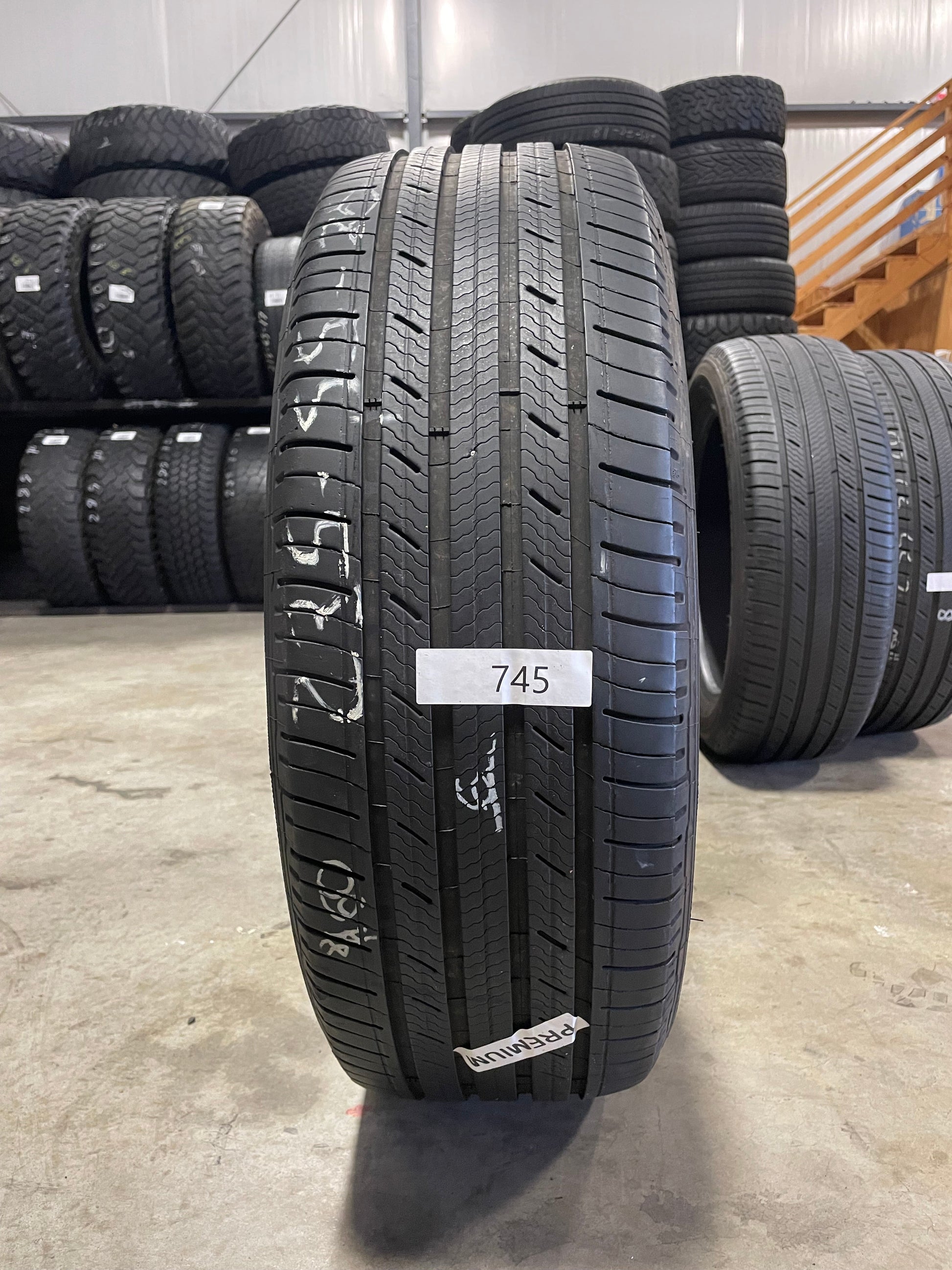 SINGLE 235/55R20 Michelin Premier LTX 102 H SL - Premium Used Tires