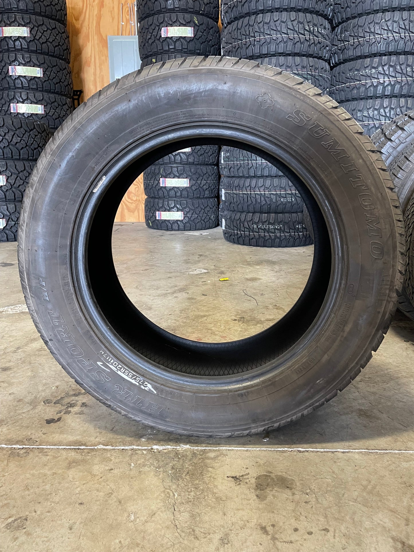 SINGLE 275/55R20 Sumitomo HTR Sport H/P 117 H SL - Premium Used Tires