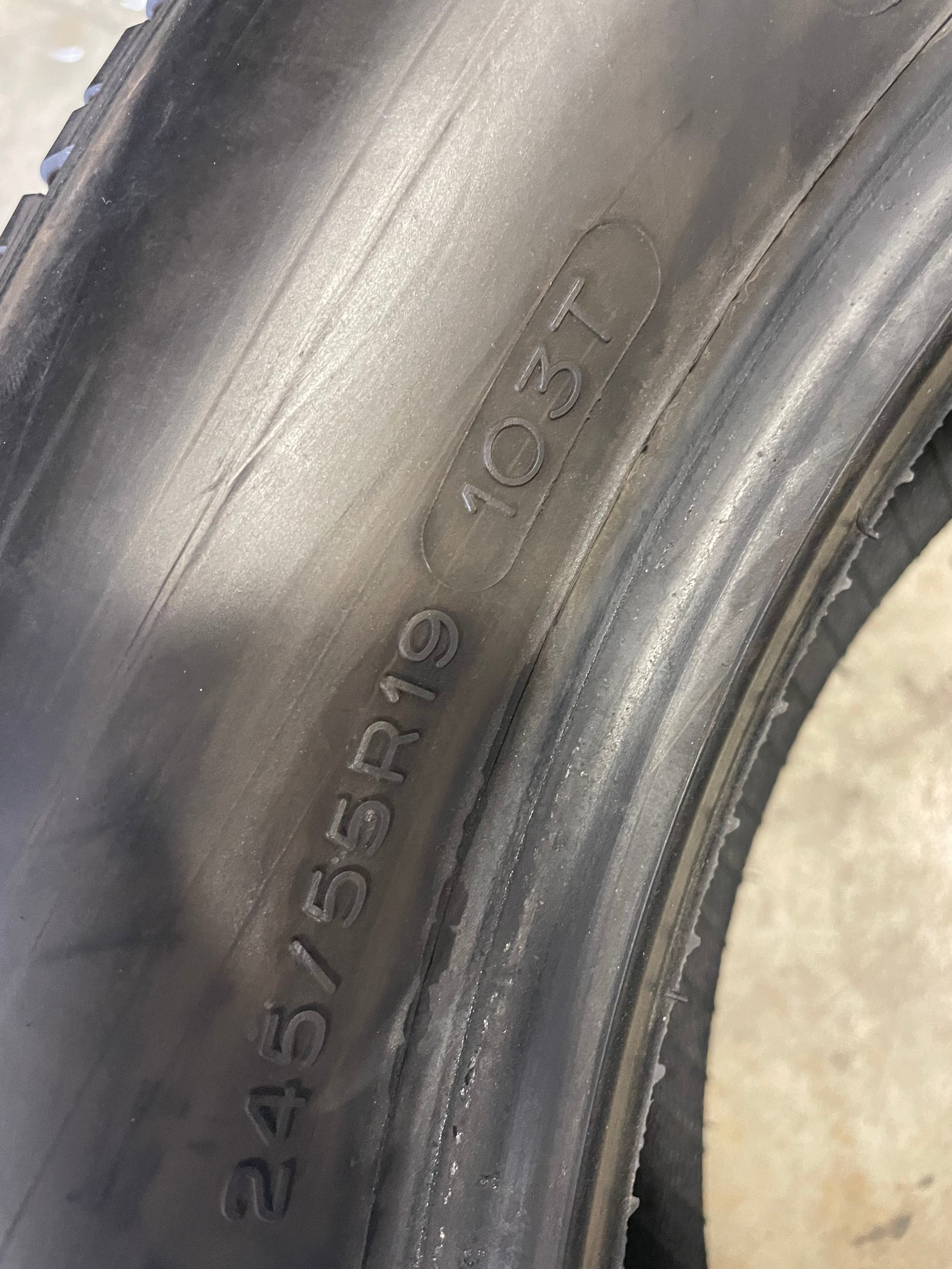 SINGLE 245/55R19 Uniroyal Laredo Cross Country Tour 103 T XL - Premium Used Tires