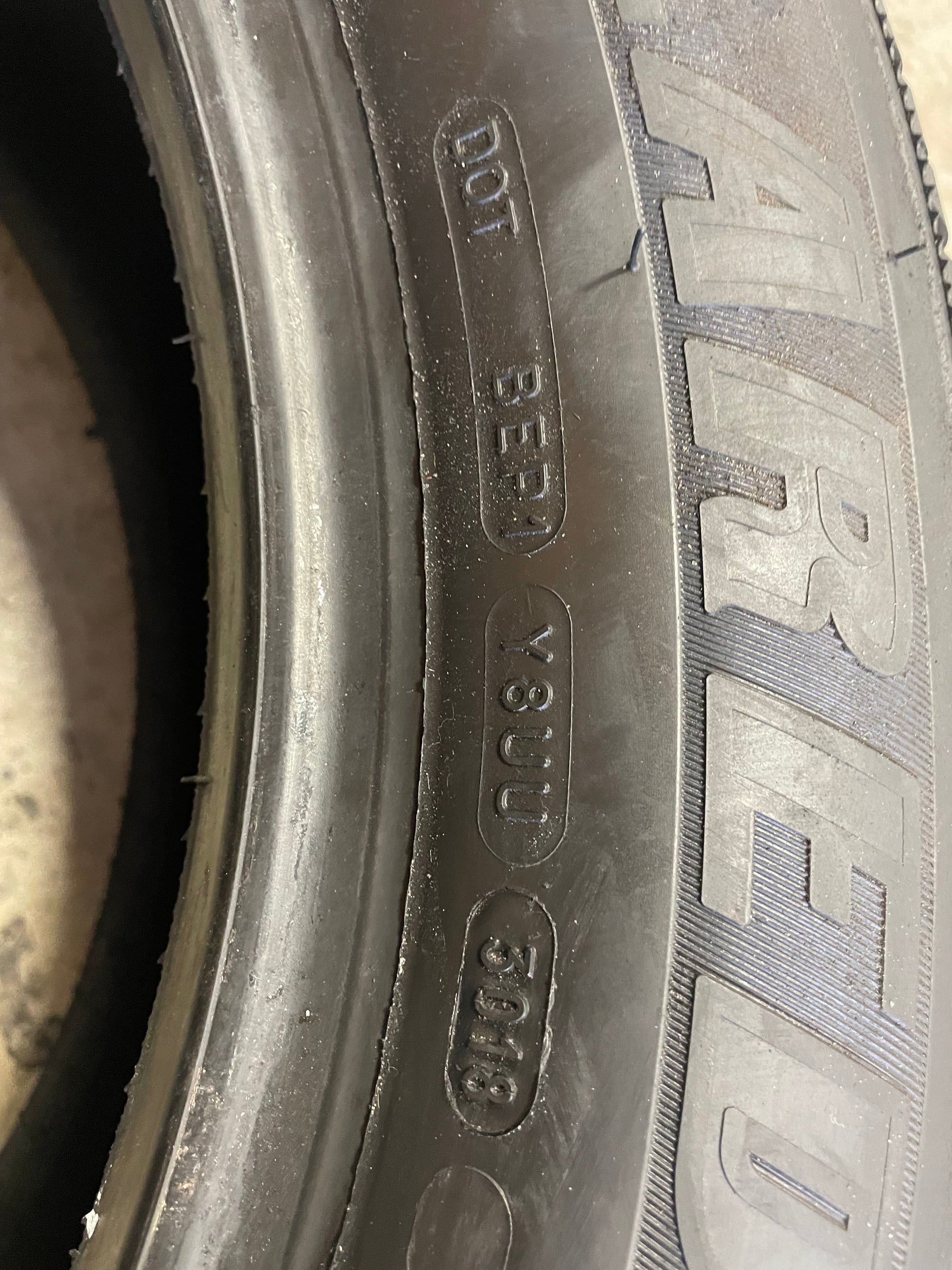 SINGLE 245/55R19 Uniroyal Laredo Cross Country Tour 103 T XL - Premium Used Tires