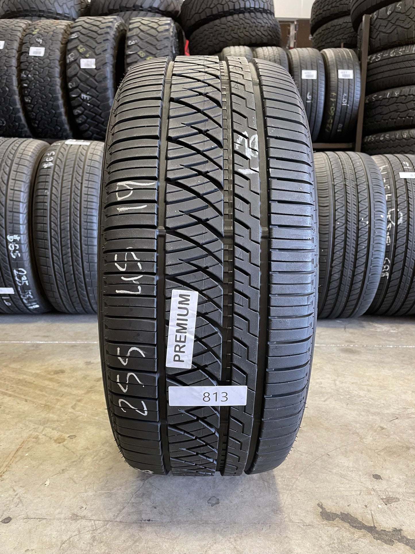 SINGLE 225/45R19 Falken Ziex ZE960 A/S 100V SL - Premium Used Tires