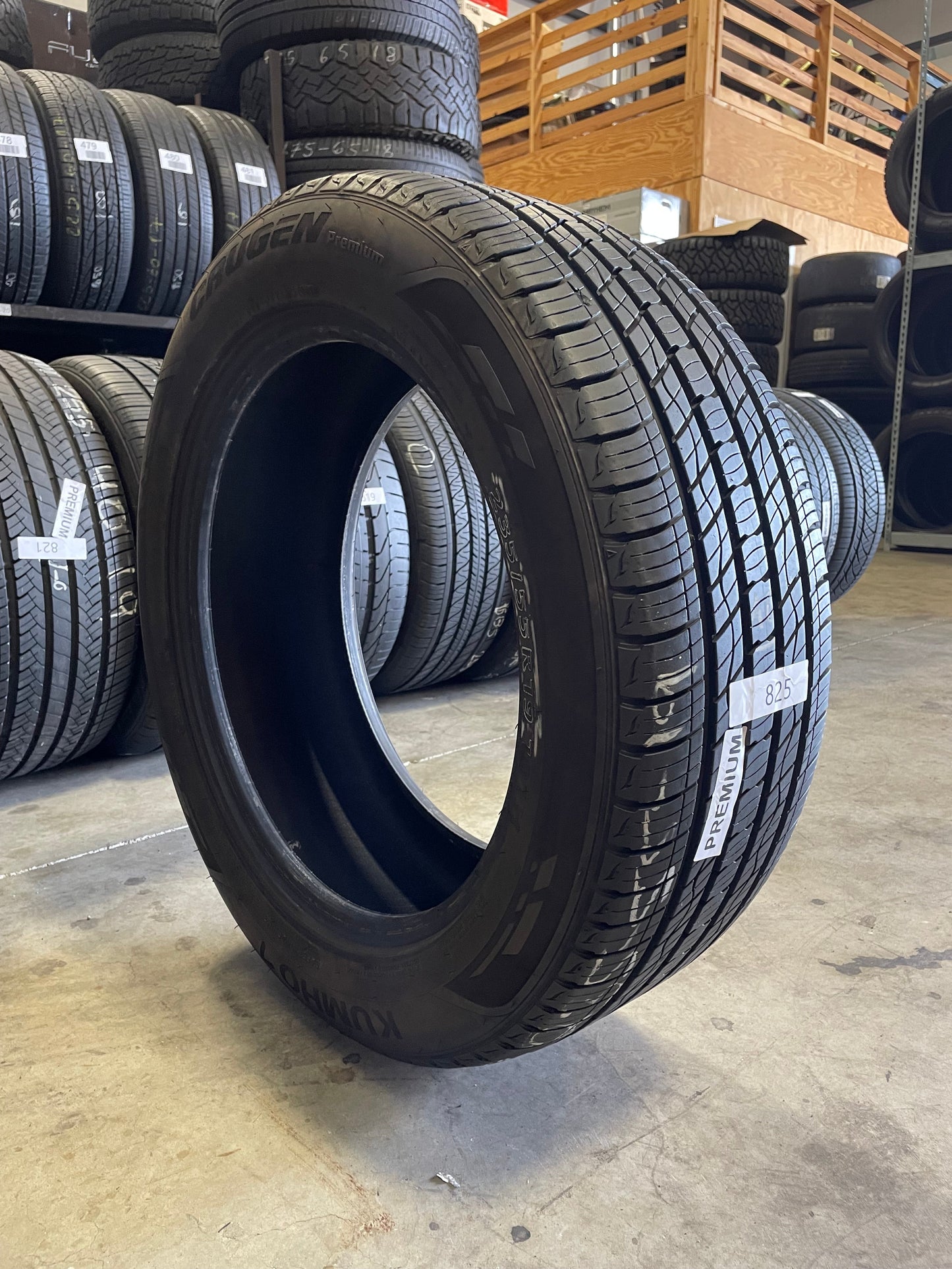 SET OF 3 235/55R19 Kumho Crugen Premium 101 H SL - Premium Used Tires