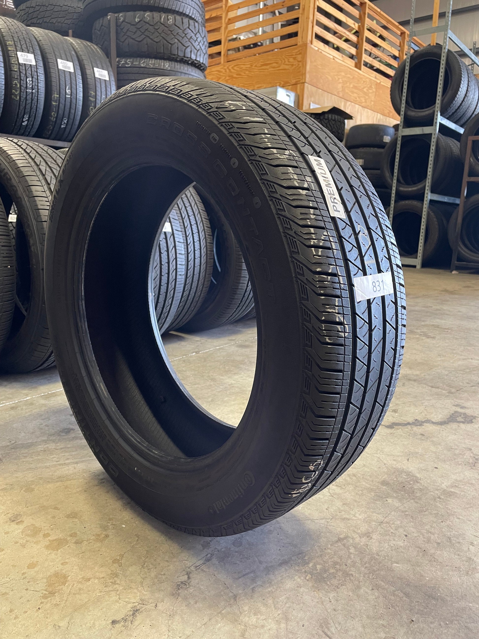 SET OF 4 235/55R19 Continental Crosscontact LX Sport 101 H SL - Used Tires