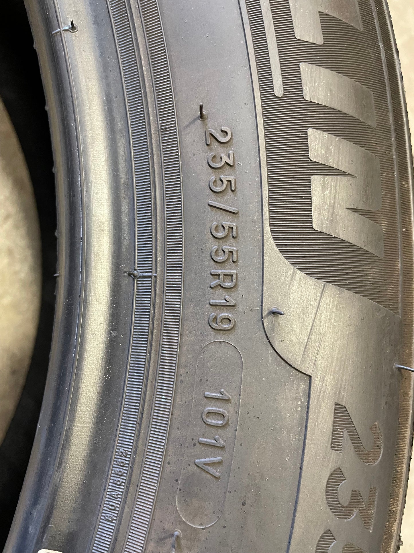 SINGLE 235/55R19 Michelin Primacy A/S 101 H SL - Premium Used Tires