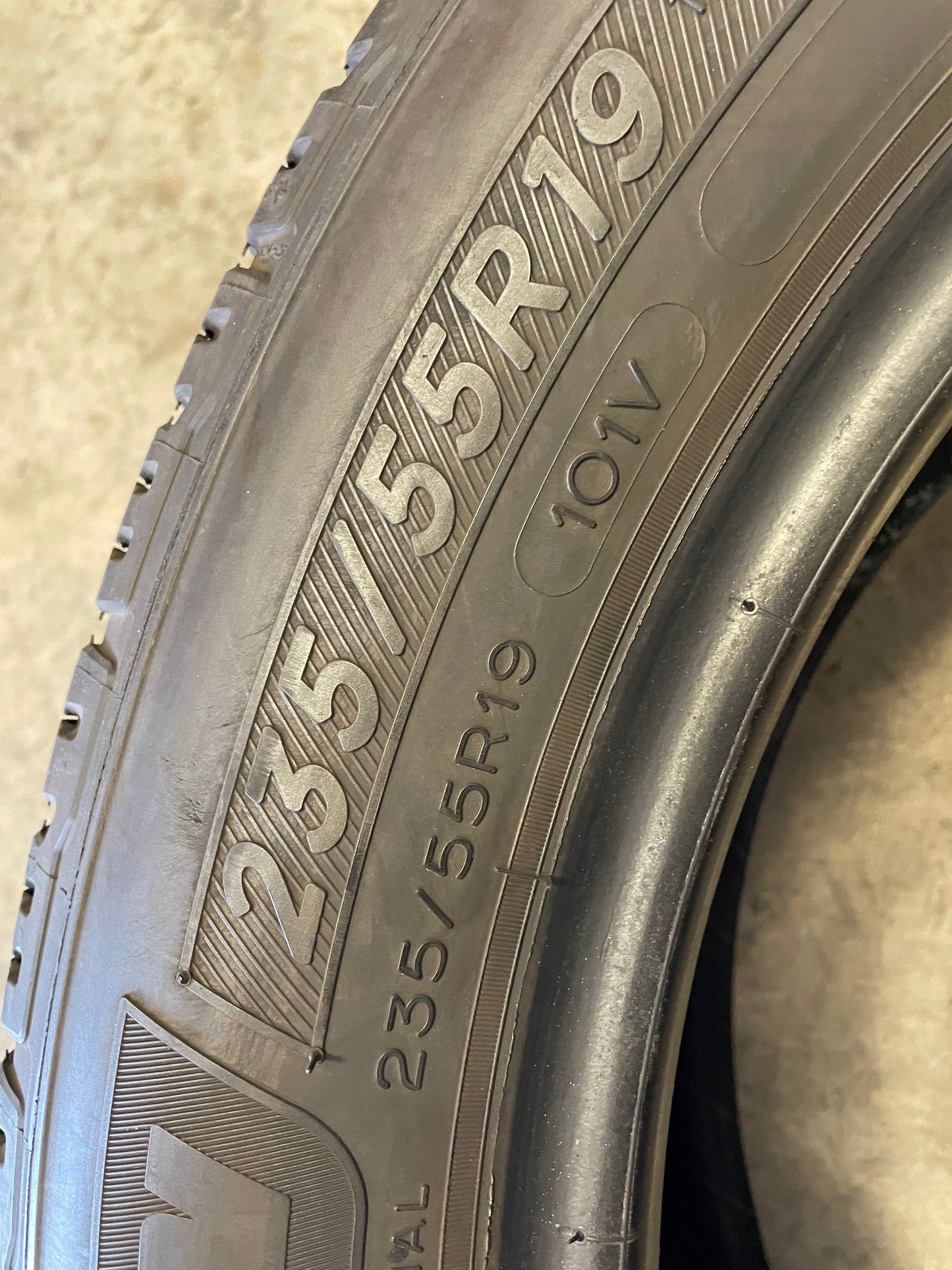 SET OF 2 235/55R19 Michelin Premier LTX 101 V SL - Premium Used Tires