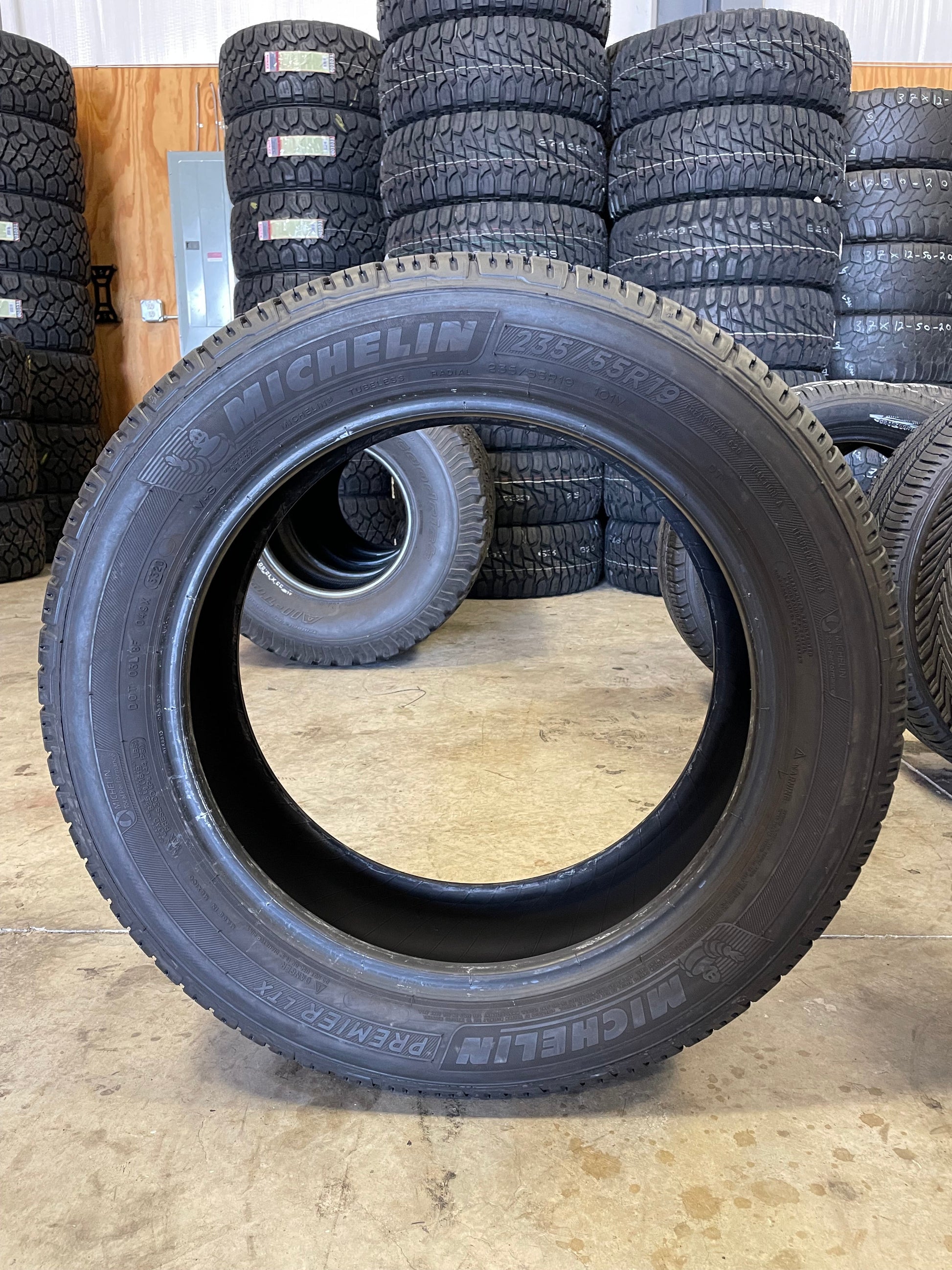 SET OF 2 235/55R19 Michelin Premier LTX 101 V SL - Premium Used Tires