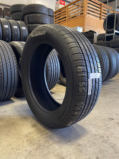 SINGLE 235/55R19 Kumho Crugen HP71 101 H SL - Premium Used Tires